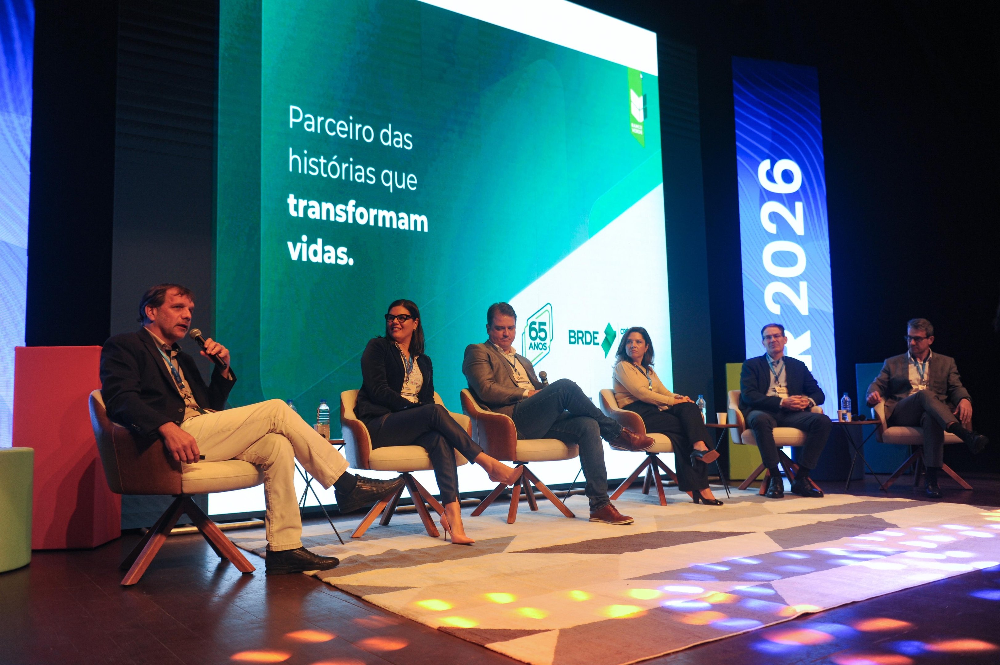 Investimentos em novas fontes de energias pautou o segundo painel