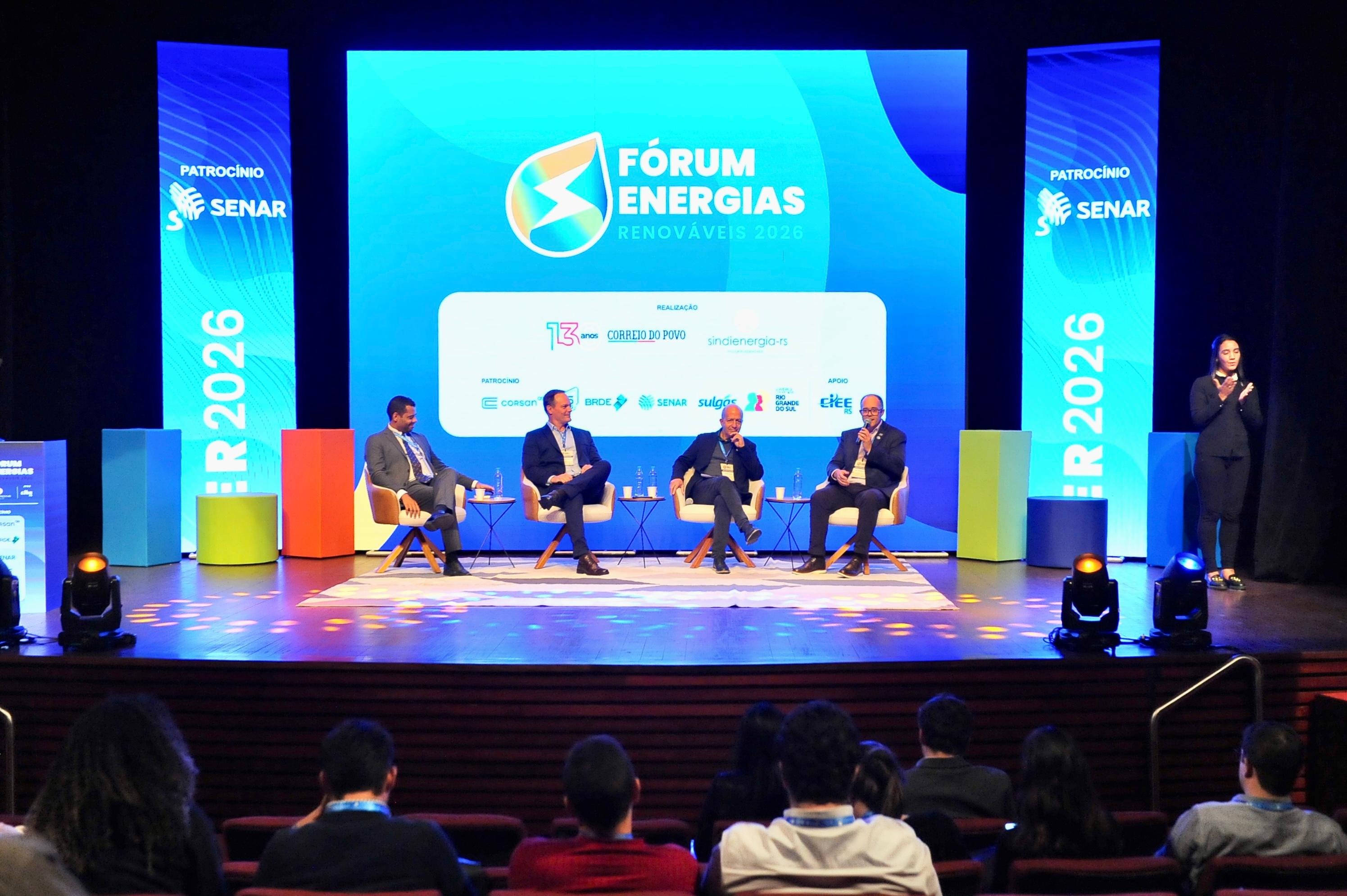Debate encerrou o evento no Teatro CIEE-RS Banrisul