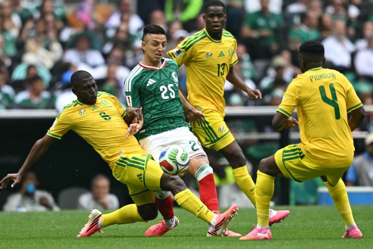 Abertura da Copa tem confronto entre M&eacute;xico e &Aacute;frica do Sul