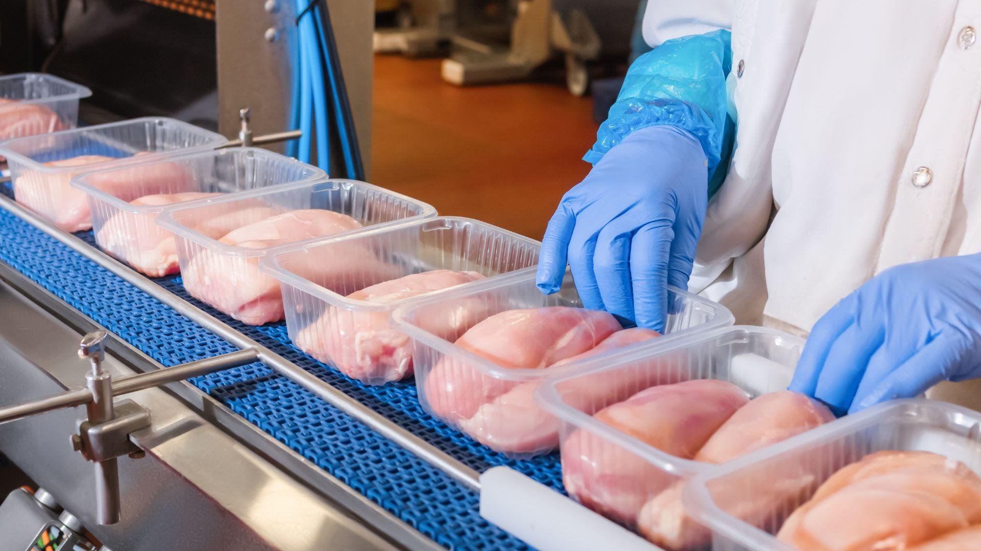 China foi o principal destino das exporta&ccedil;&otilde;es brasileiras de carne de frango em agosto