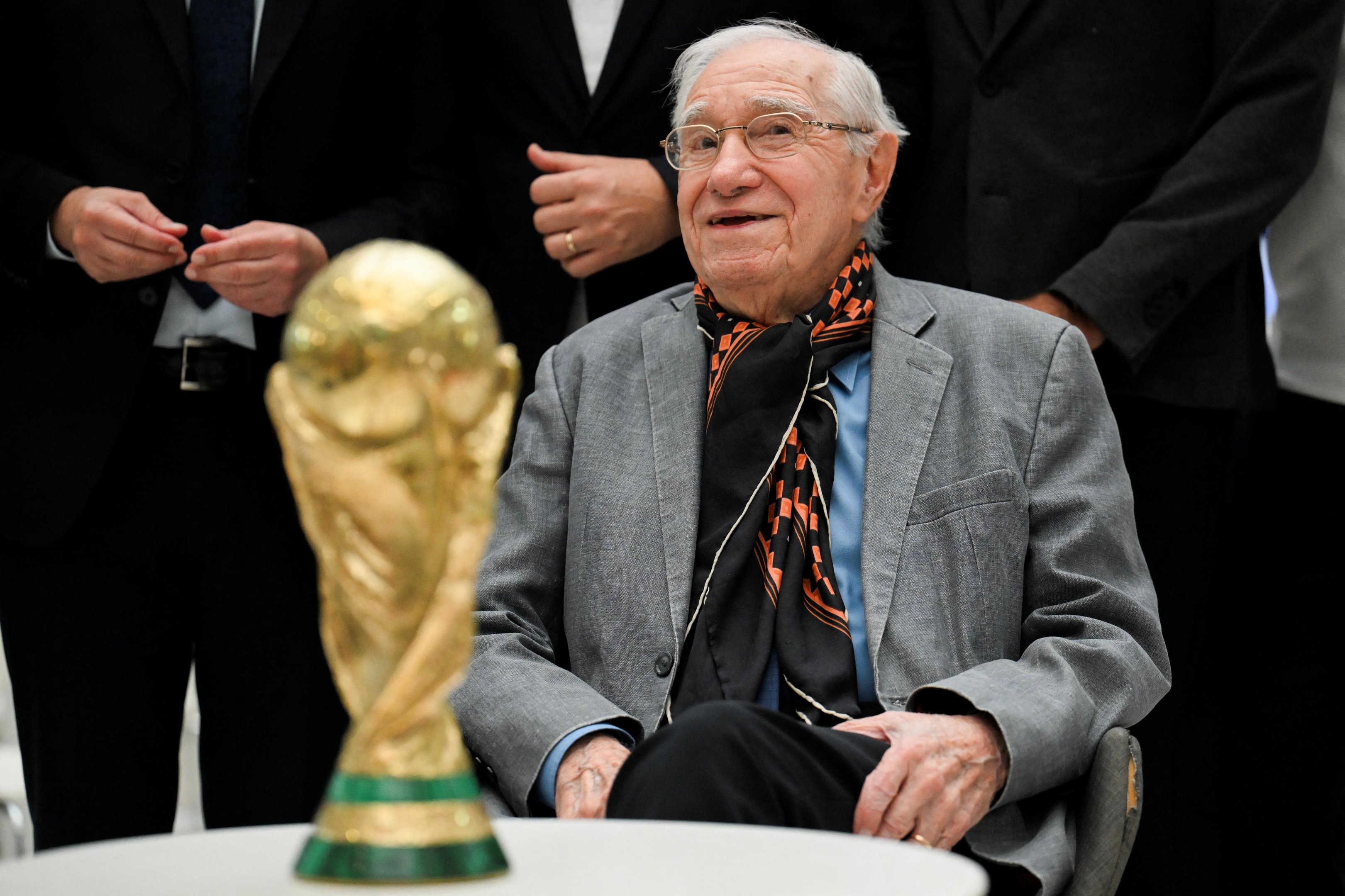 Jornalista ampliar&aacute; seu recorde de coberturas da Copa do Mundo em uma edi&ccedil;&atilde;o hist&oacute;rica