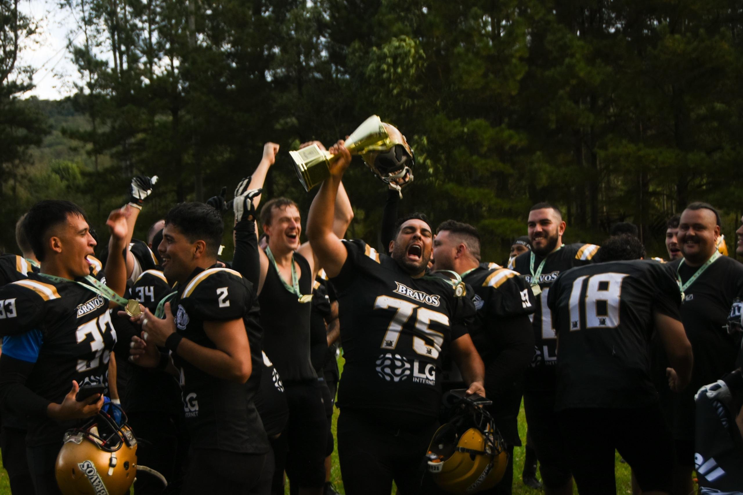 Atuais campe&otilde;es, os Bravos decidem o t&iacute;tulo em casa