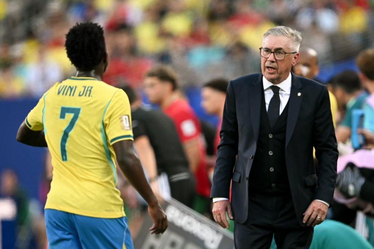 T&eacute;cnico da Sele&ccedil;&atilde;o admitiu ansiedade da equipe, mas prev&ecirc; evolu&ccedil;&atilde;o no pr&oacute;ximo jogo