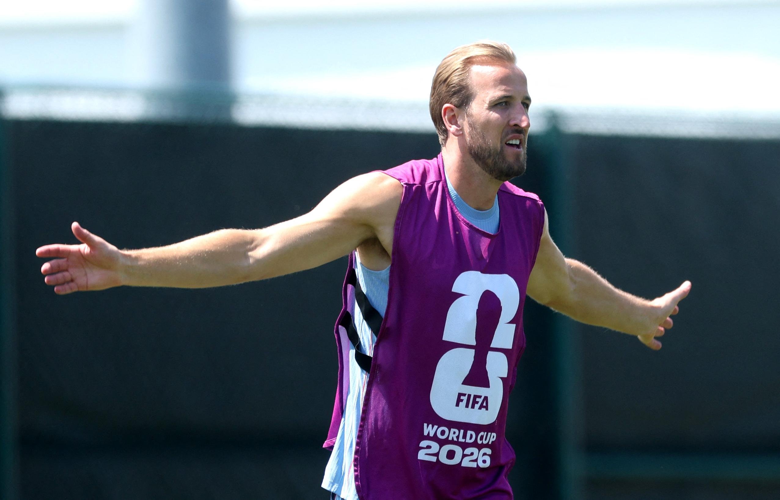 Kane soma oito gols em Mundiais: 6 na R&uacute;ssia, quando artilheiro e 2 no Catar