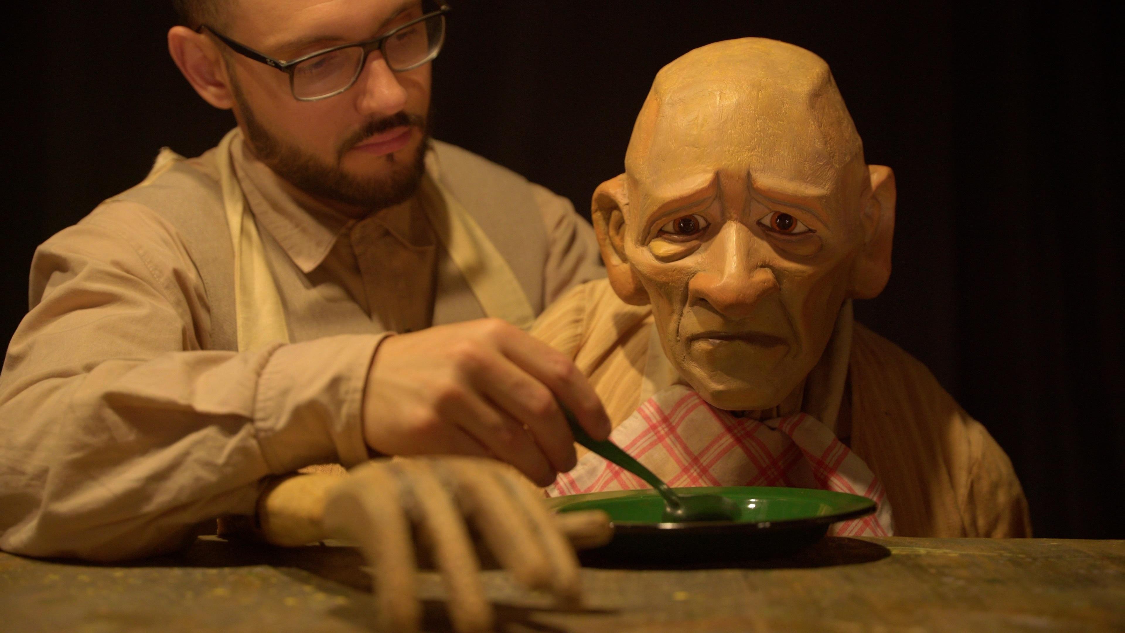 Ator F&aacute;bio Cuelli na pe&ccedil;a teatral 'Geppetto'