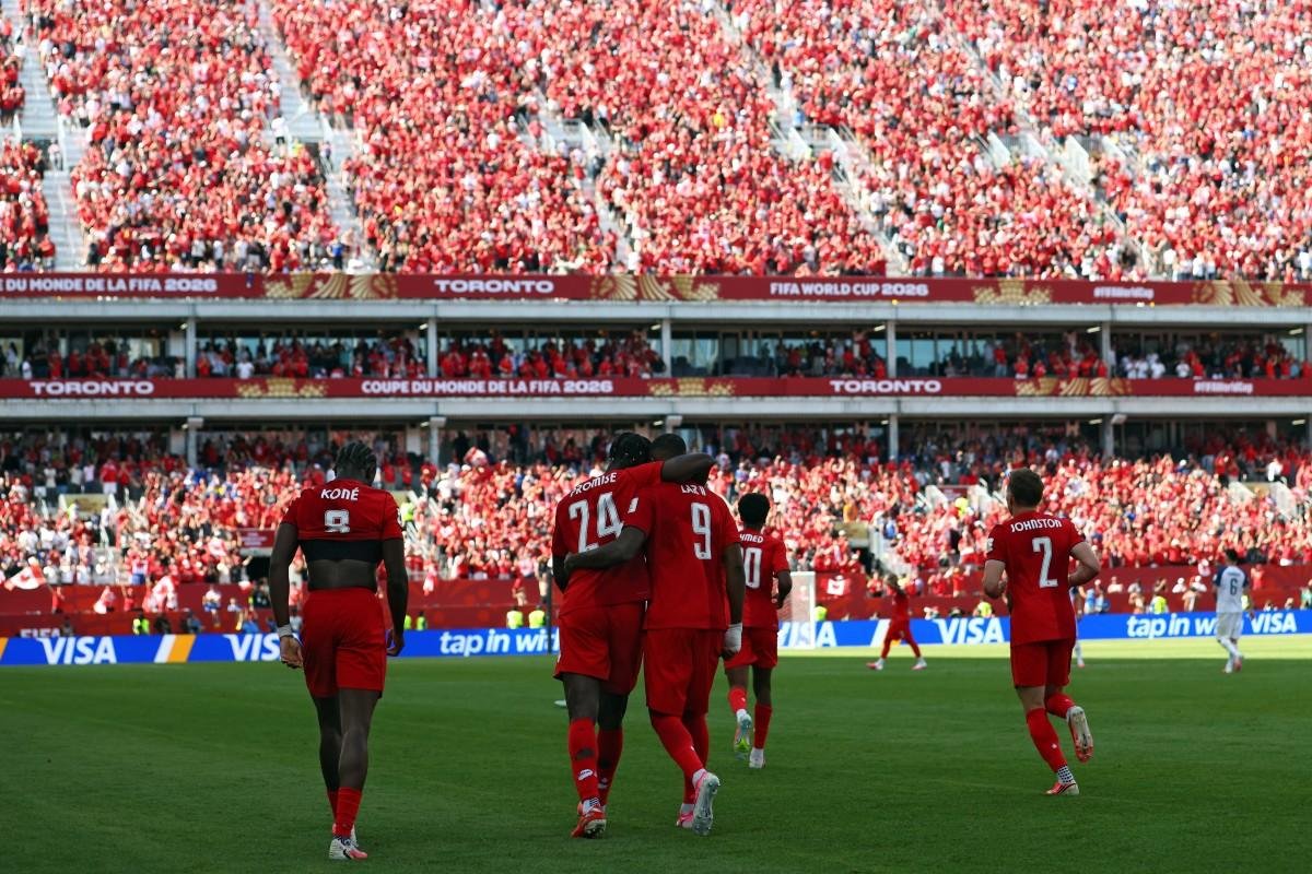 Canad&aacute; conta com a torcida local para vencer a primeira