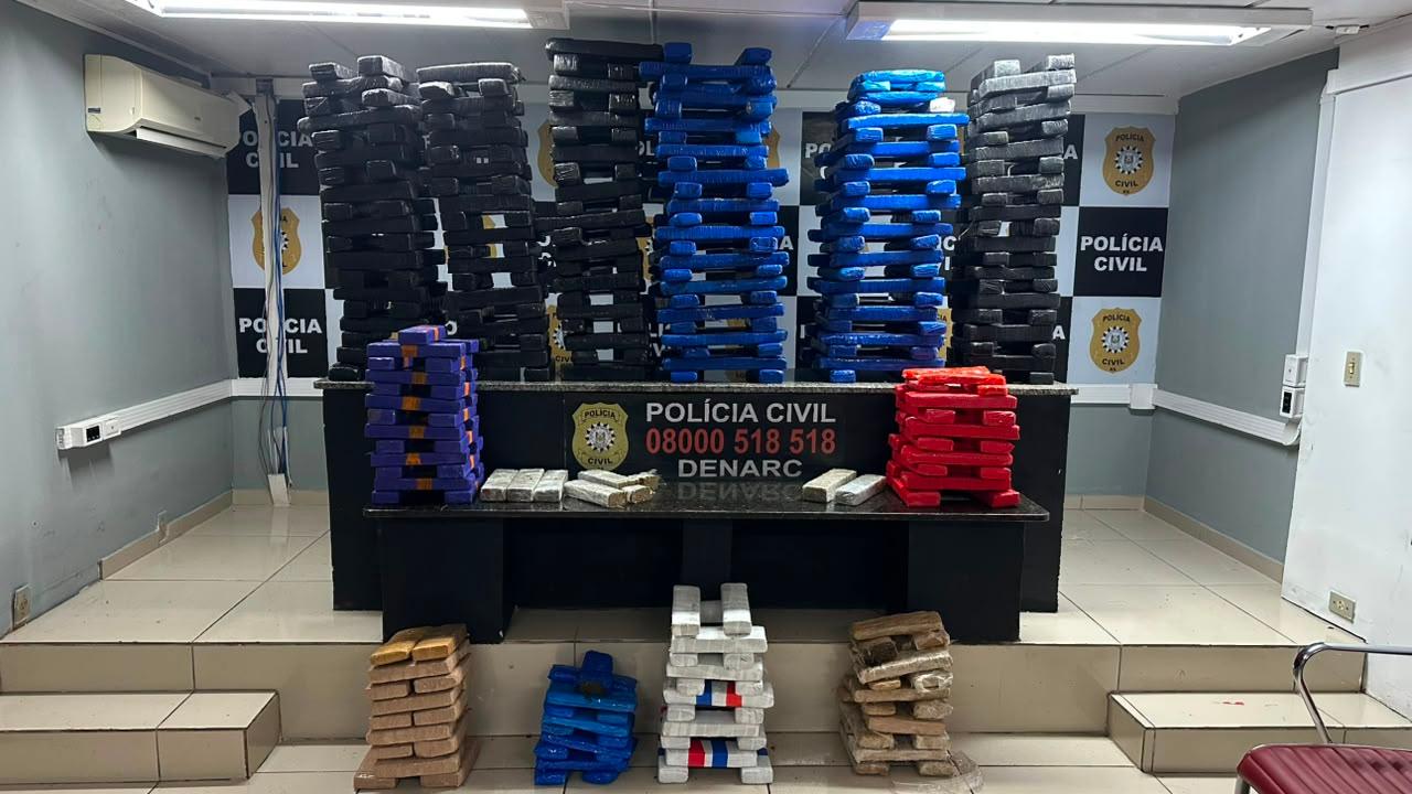 Drogas foram apreendidas pelo Denarc em &aacute;rea rural