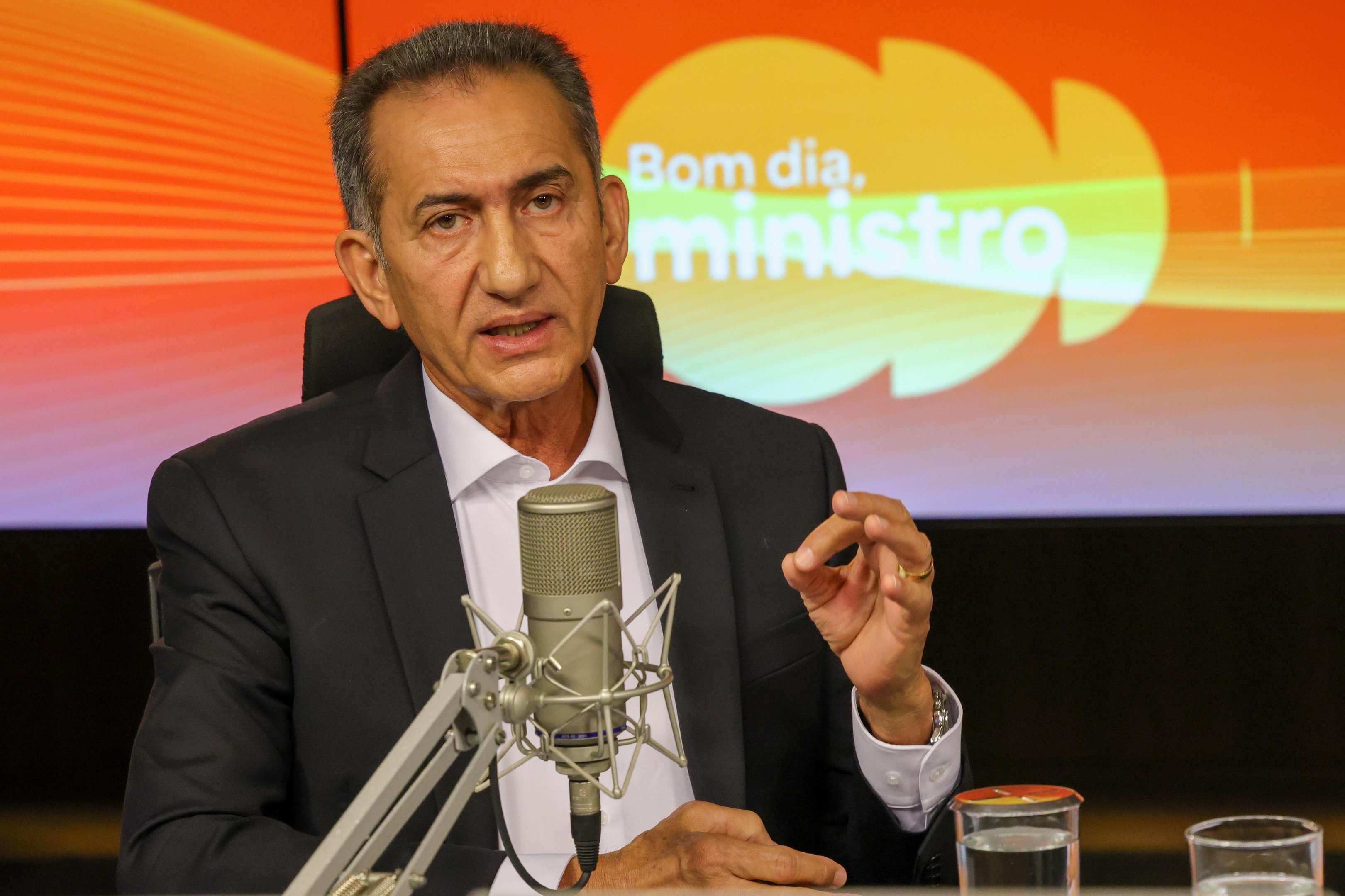 Ministro da Integra&ccedil;&atilde;o e do Desenvolvimento Regional, Waldez G&oacute;es, participou do programa Bom Dia, Ministro nesta quinta-feira