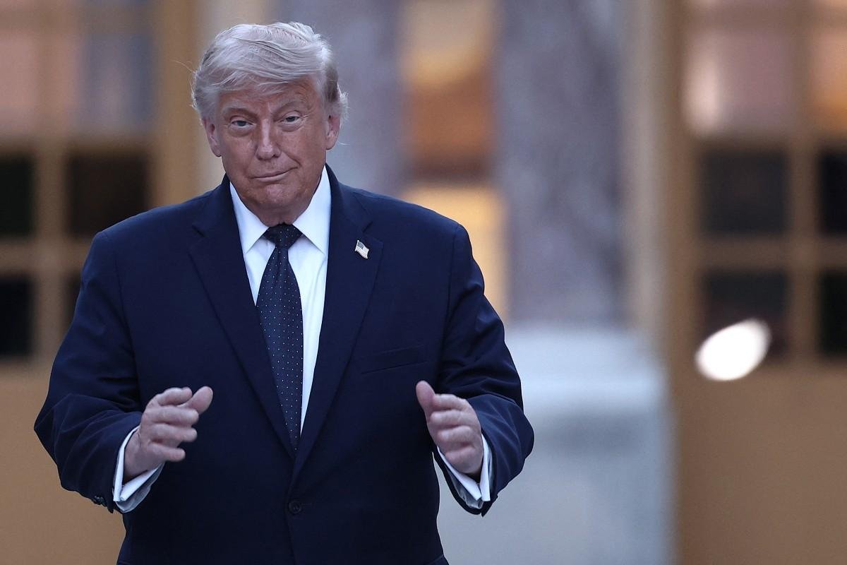 Trump assinou o documento na noite de quarta-feira