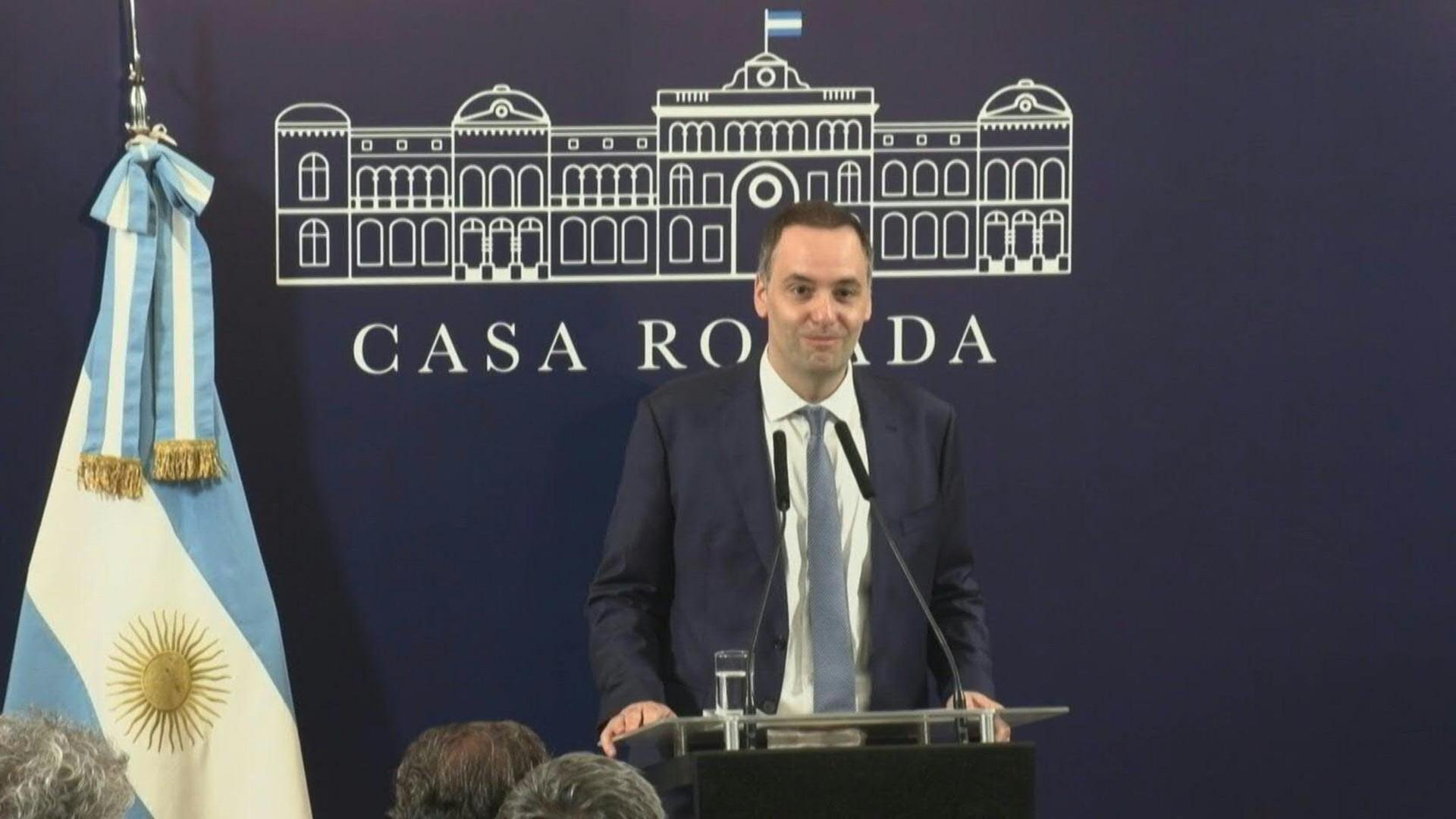 Manuel Adorni est&aacute; sendo investigado por esc&acirc;ndalo de suposto enriquecimento il&iacute;cito