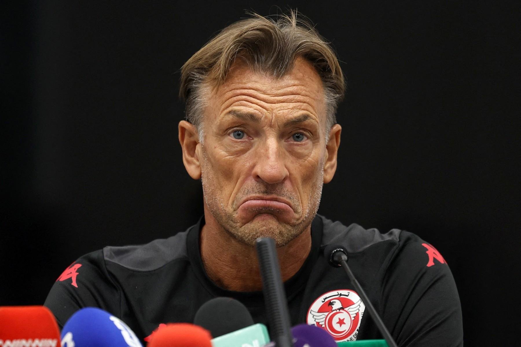 Herve Renard vai estrear pela Tun&iacute;sia na segunda rodada