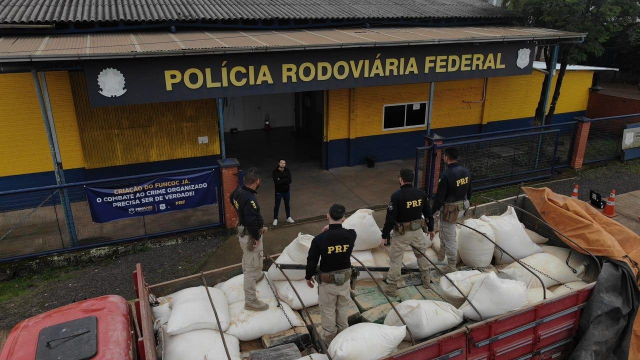Apreens&atilde;o ocorreu na BR 386; material foi encaminhado para a delegacia de Lajeado