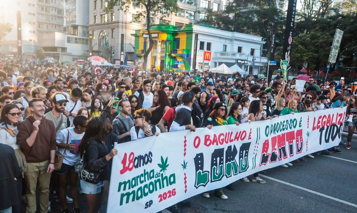 Protesto ocorreu em frente ao Masp