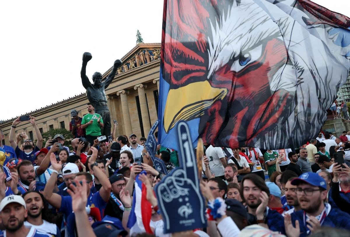 Encontro ocorreu na v&eacute;spera da partida entre Fran&ccedil;a e Iraque pela segunda rodada da Copa do Mundo de 2026