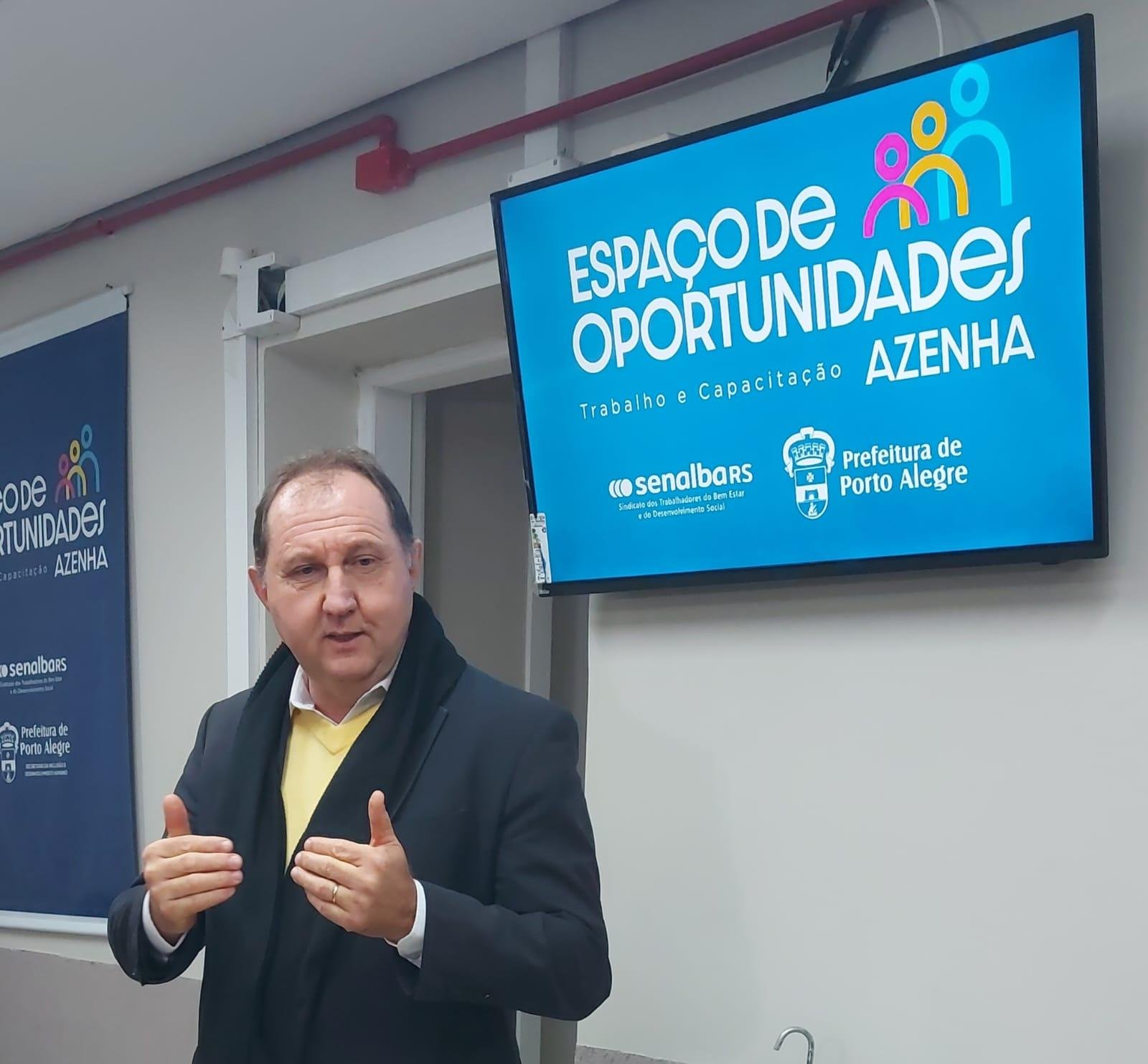 Elton Bozzetto, presidente do Senalba-RS, participou da inaugura&ccedil;&atilde;o do Espa&ccedil;o de Oportunidades Azenha, em Porto Alegre