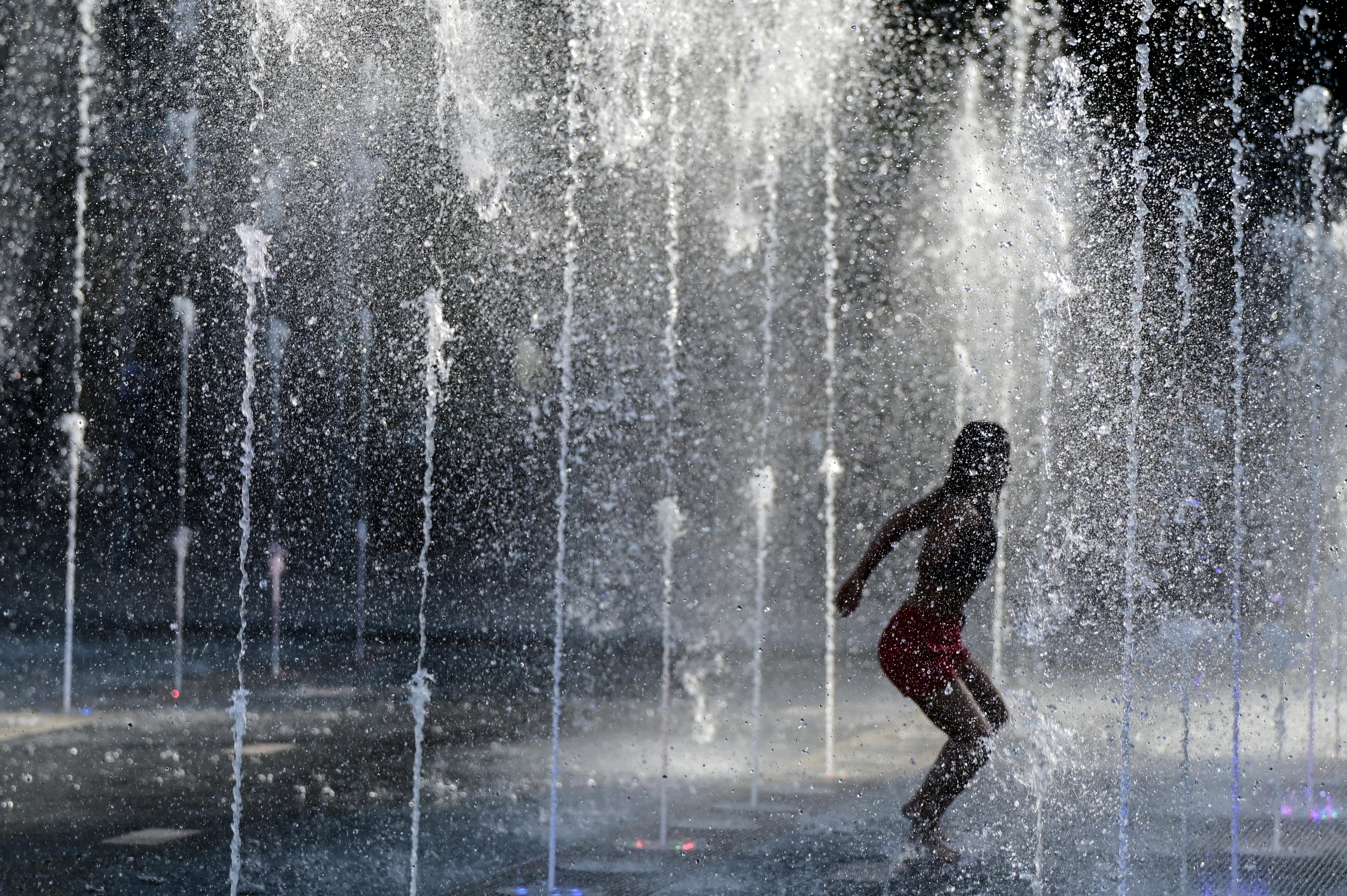 Quarenta pessoas morreram afogadas na Fran&ccedil;a durante onda de calor