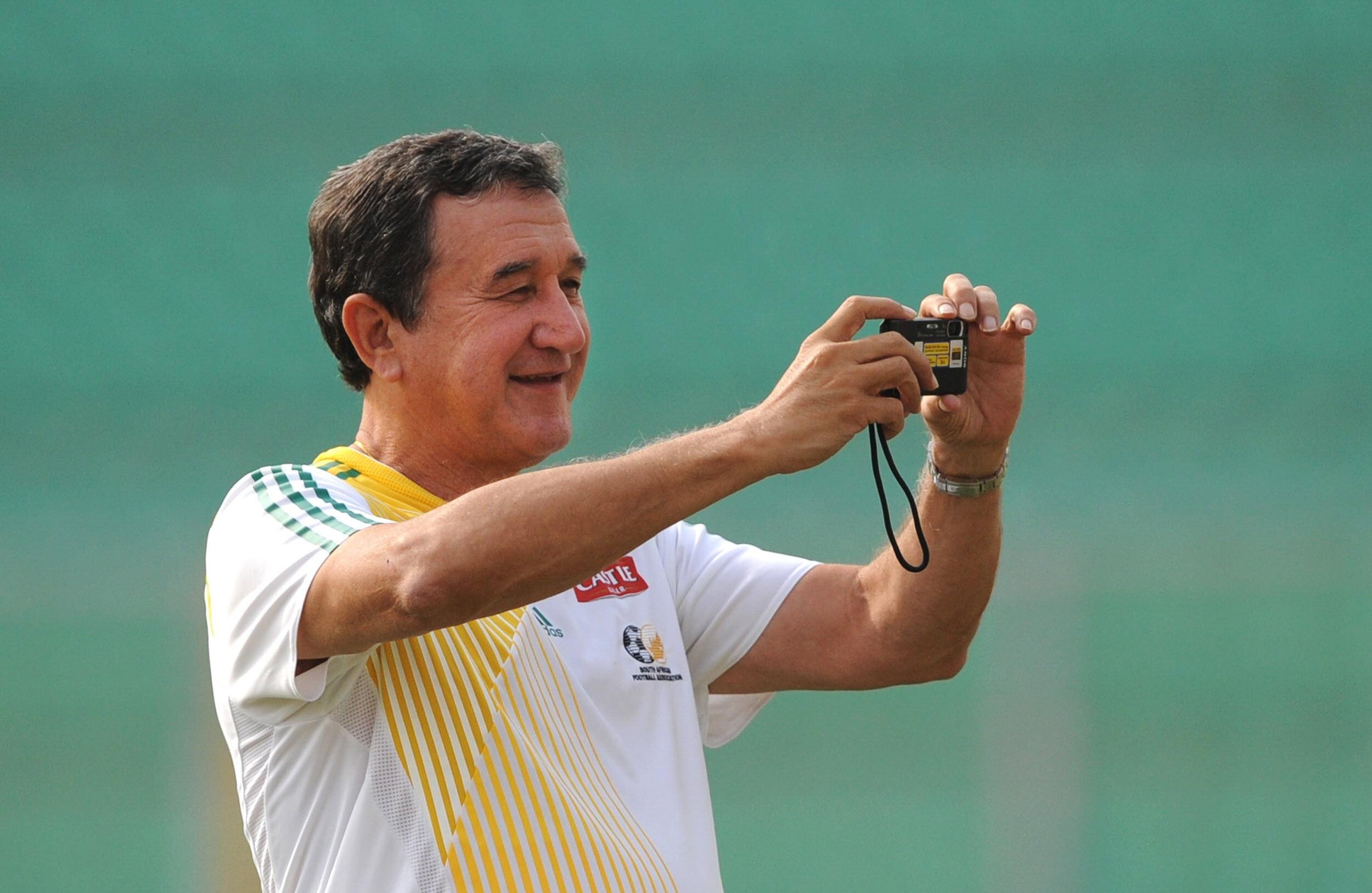 Parreira teve passagem por Porto Alegre, quando foi t&eacute;cnico do Inter em 2001