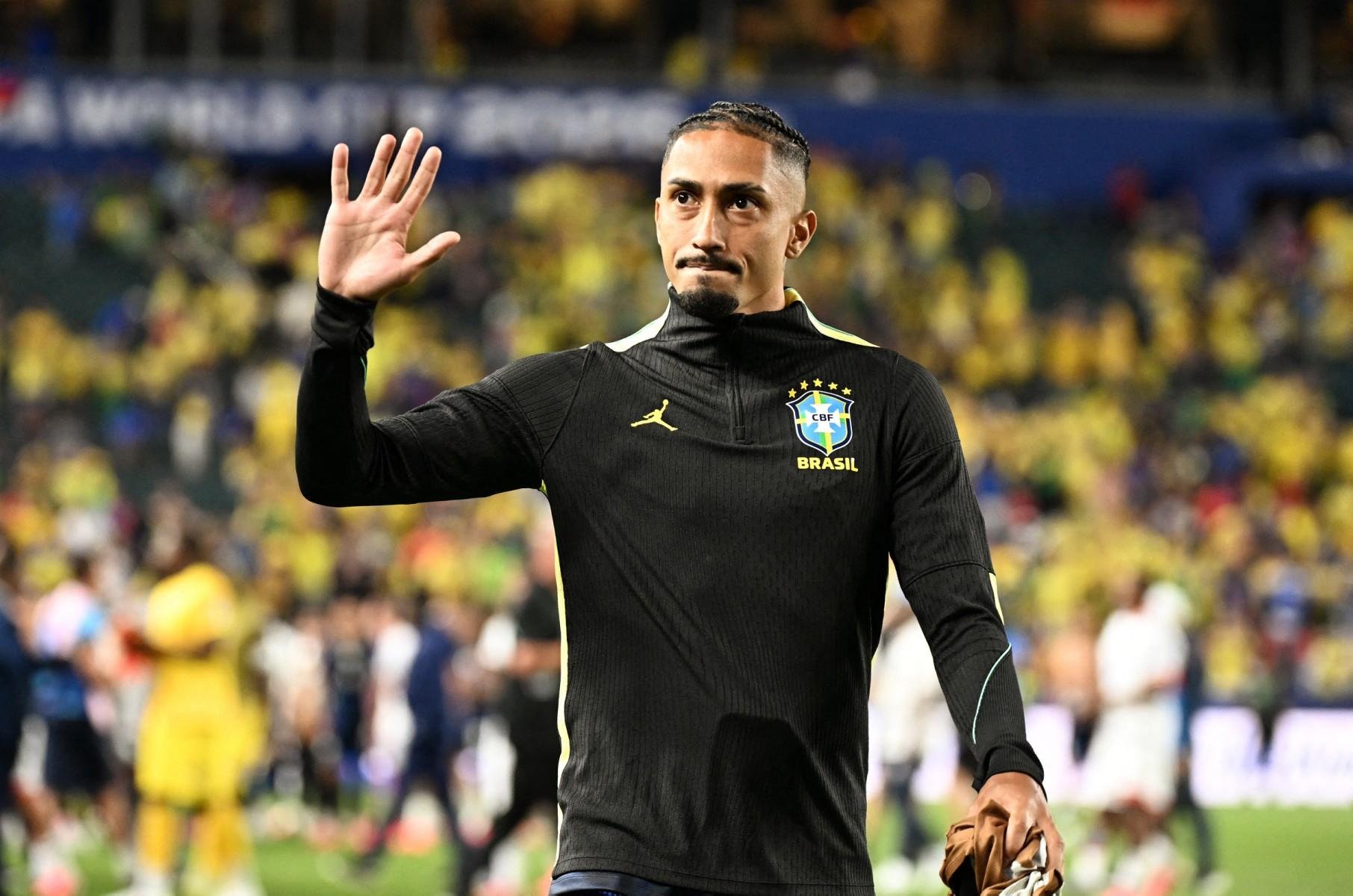 Raphinha sentu les&atilde;o em partida contra o Haiti