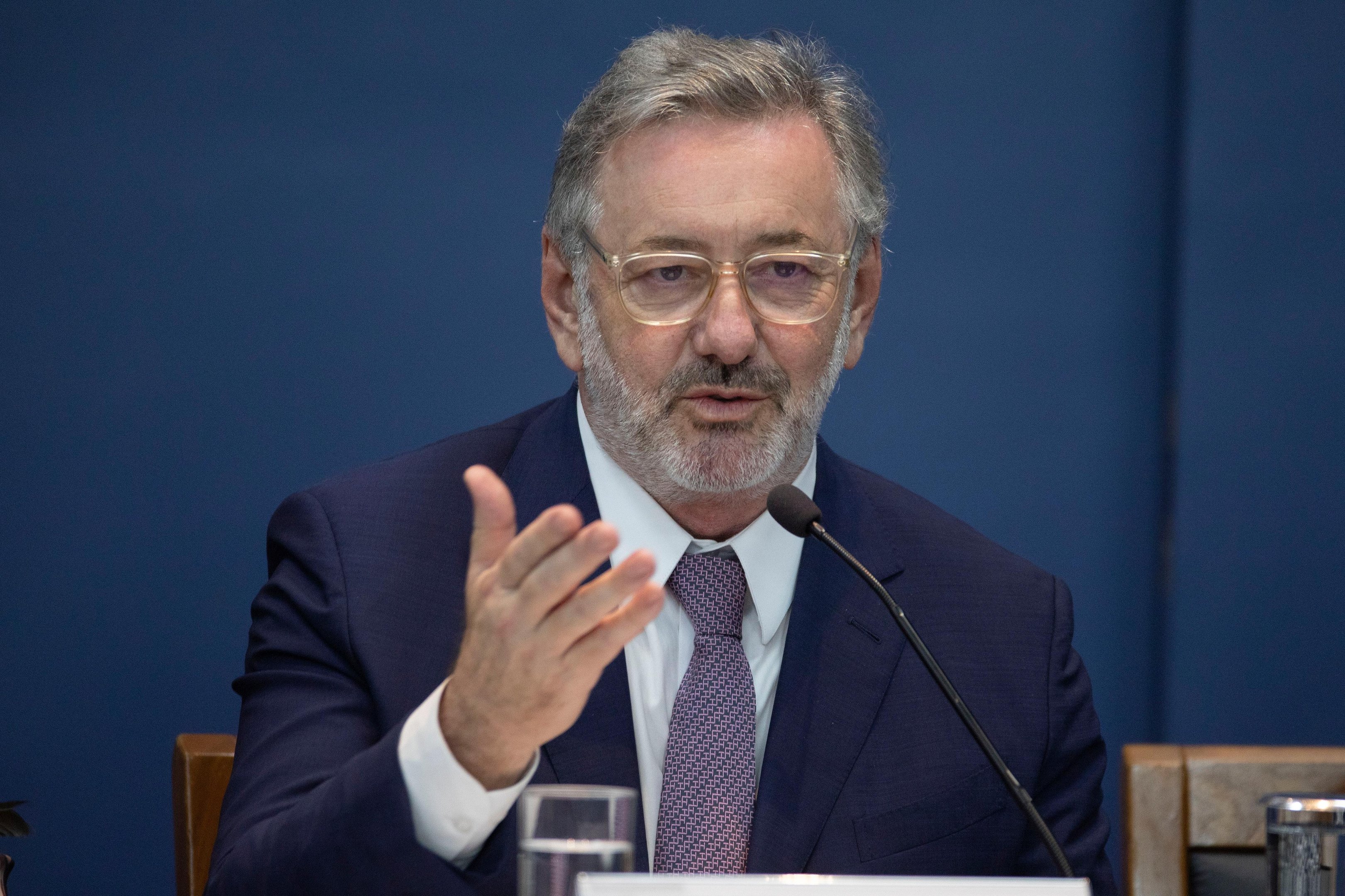 Ministro M&aacute;rcio Elias tamb&eacute;m tratou sobre se o Brasil deve enfrentar quest&otilde;es tarif&aacute;rias e o excesso de importa&ccedil;&atilde;o de bens de consumo e ve&iacute;culos, com destaque para produtos vindos da China