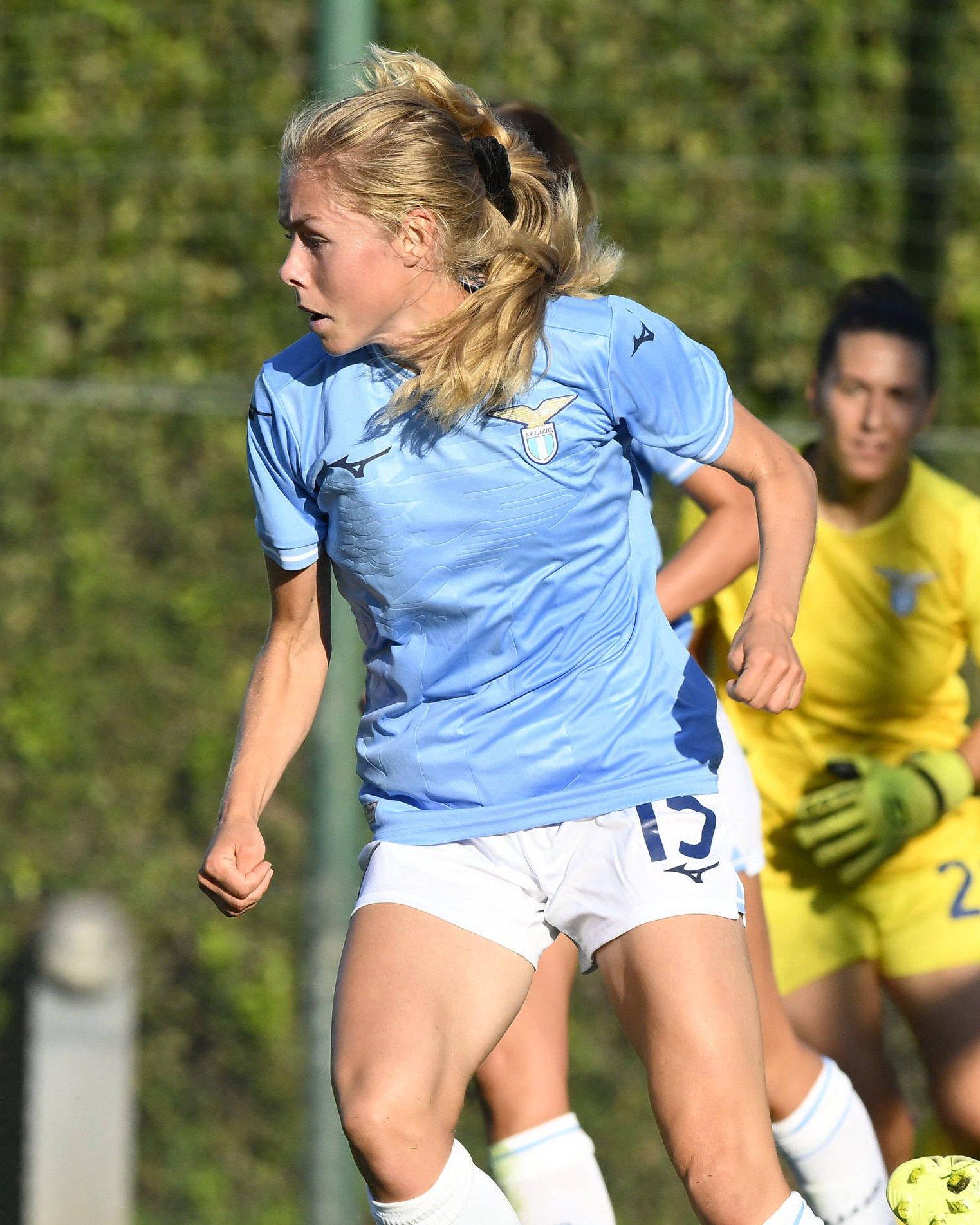 O clube italiano Lazio rescindiu ilegalmente a rela&ccedil;&atilde;o de trabalho devido &agrave; sua gravidez