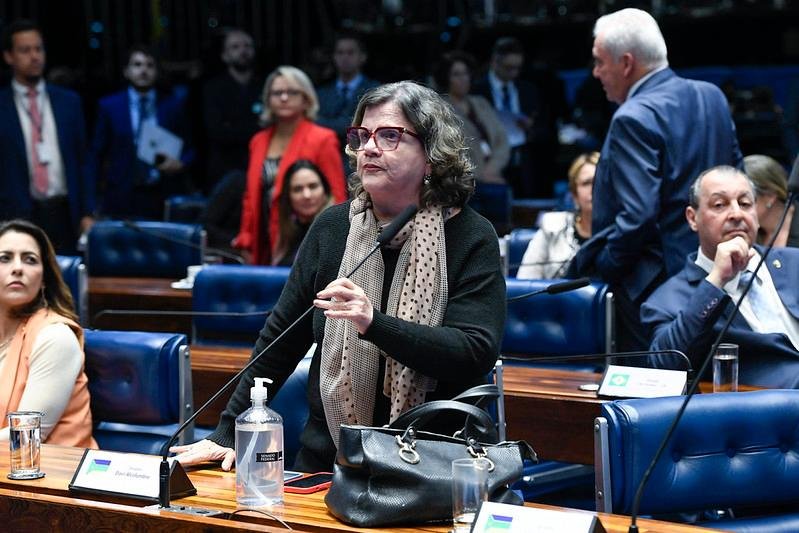 Lula anuncia Teresa Leit&atilde;o&nbsp;como nova l&iacute;der do governo no Senado