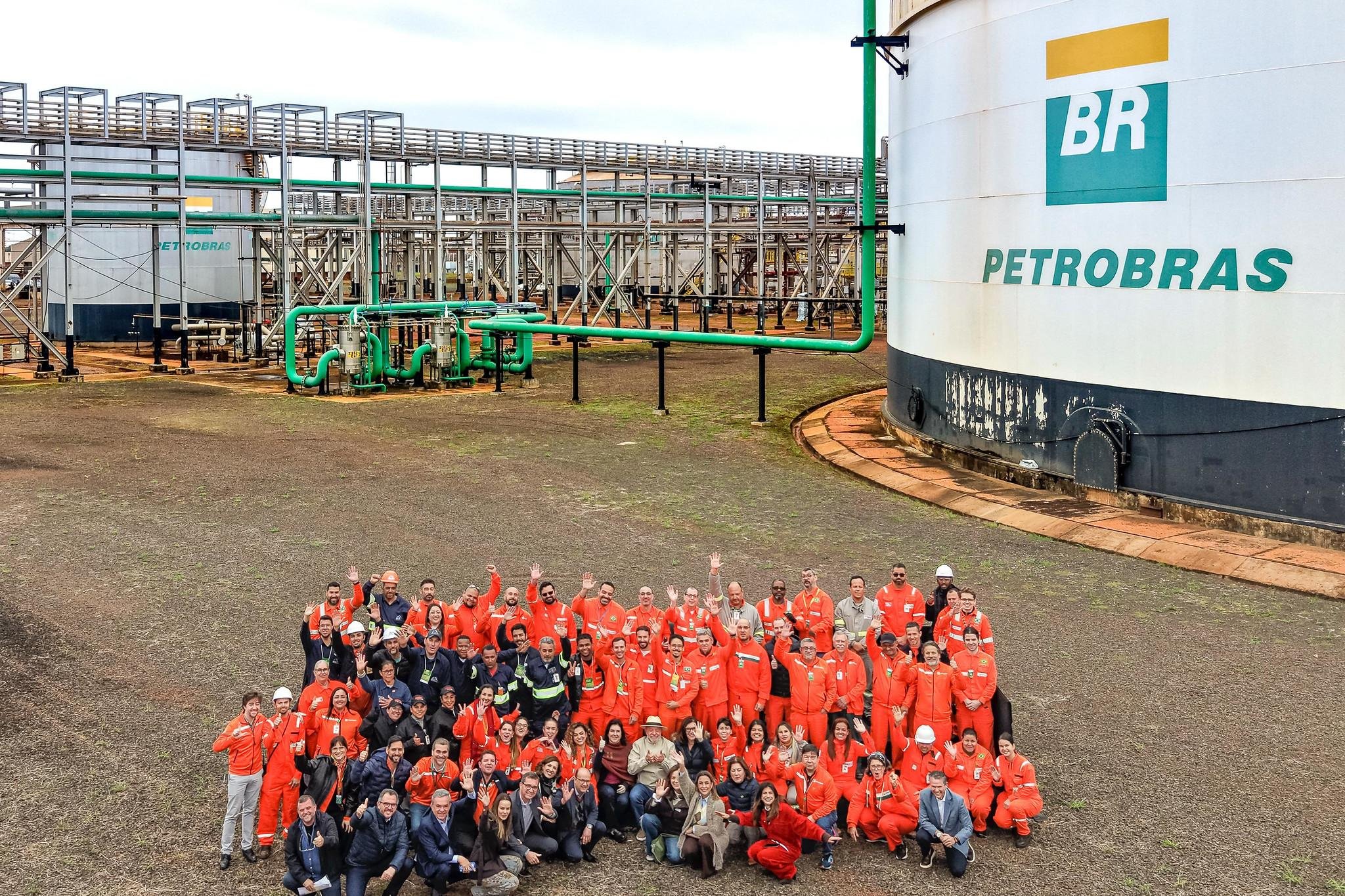 Presidente participou de cerim&ocirc;nia de retomada das obras da Unidade de Fertilizantes Nitrogenados III (UFN-III), em Mato Grosso do Sul