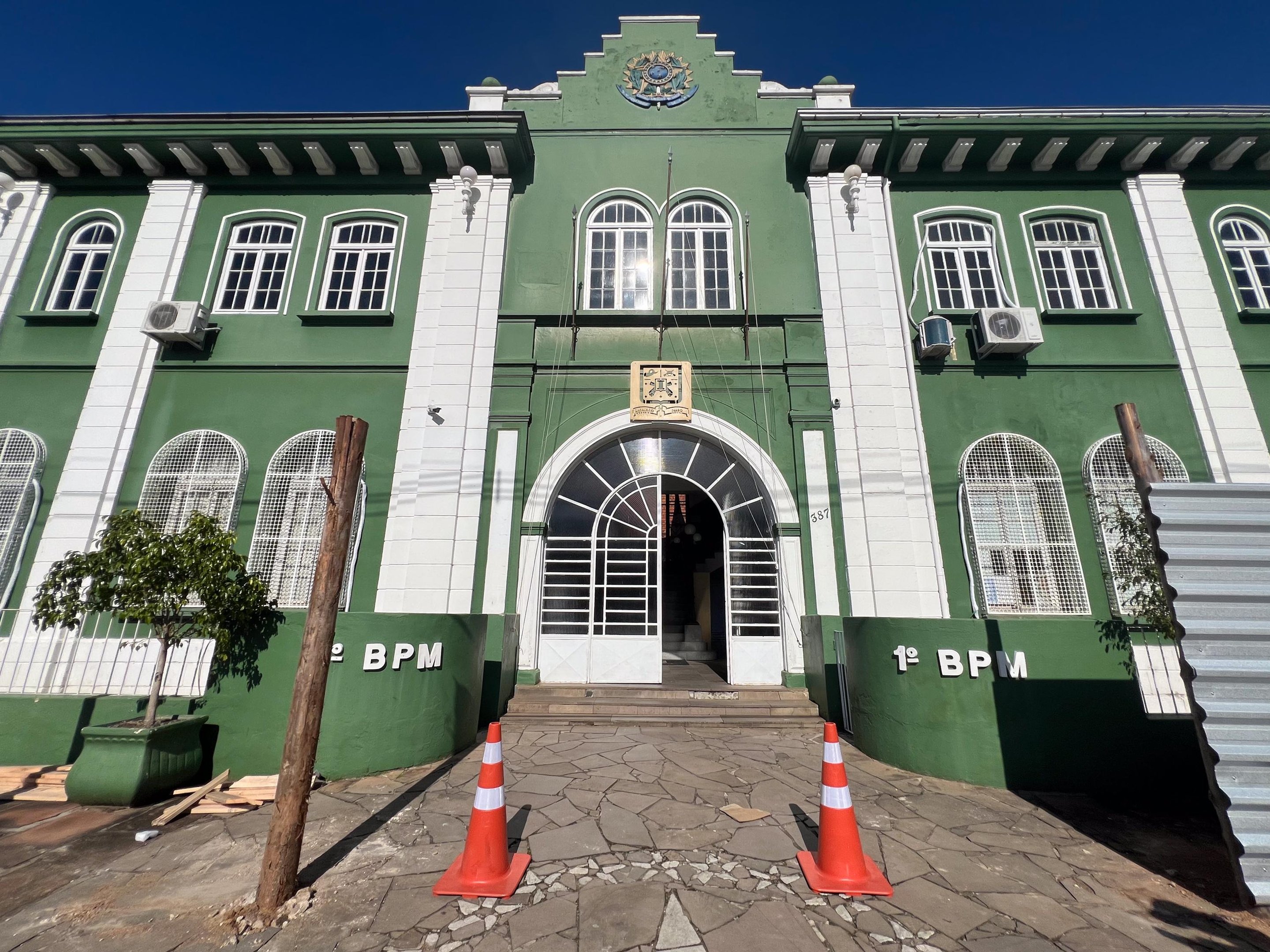 Apenas alguns m&oacute;veis ainda aguardam transfer&ecirc;ncia para o novo endere&ccedil;o
