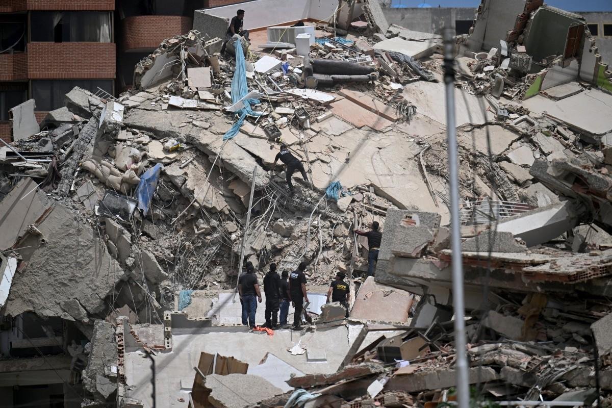 Segundo levantamento feito pelo Servi&ccedil;o Geol&oacute;gico dos Estados Unidos (USGS), o n&uacute;mero de mortes pode variar entre 10 mil e 100 mil