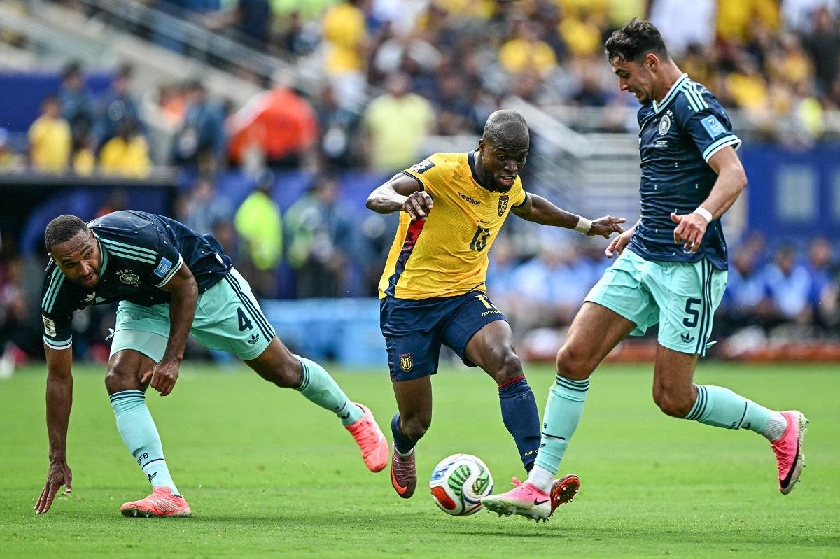 Equador de Enner Val&ecirc;ncia, ex-Inter, classificou como uma das oito melhores classificadas