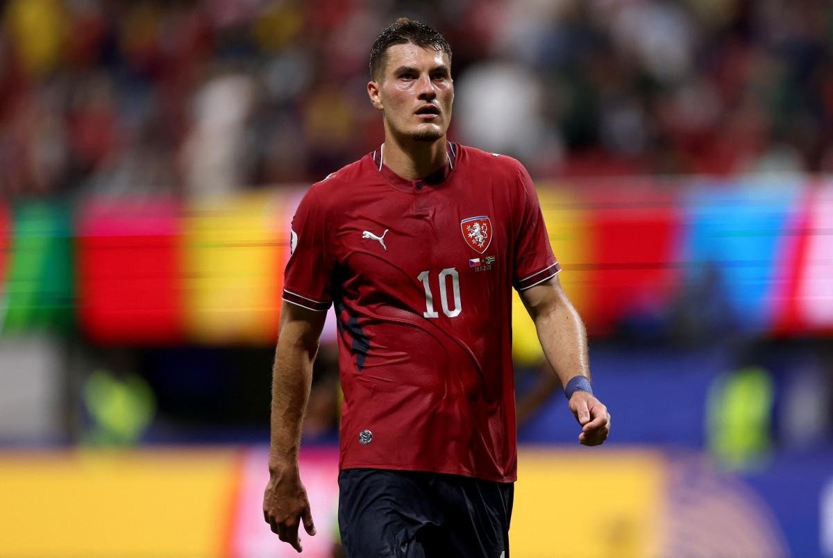 Schick estreou pela sele&ccedil;&atilde;o principal da Rep&uacute;blica Tcheca em 2016. Desde ent&atilde;o, marcou 26 gols em 56 jogos.