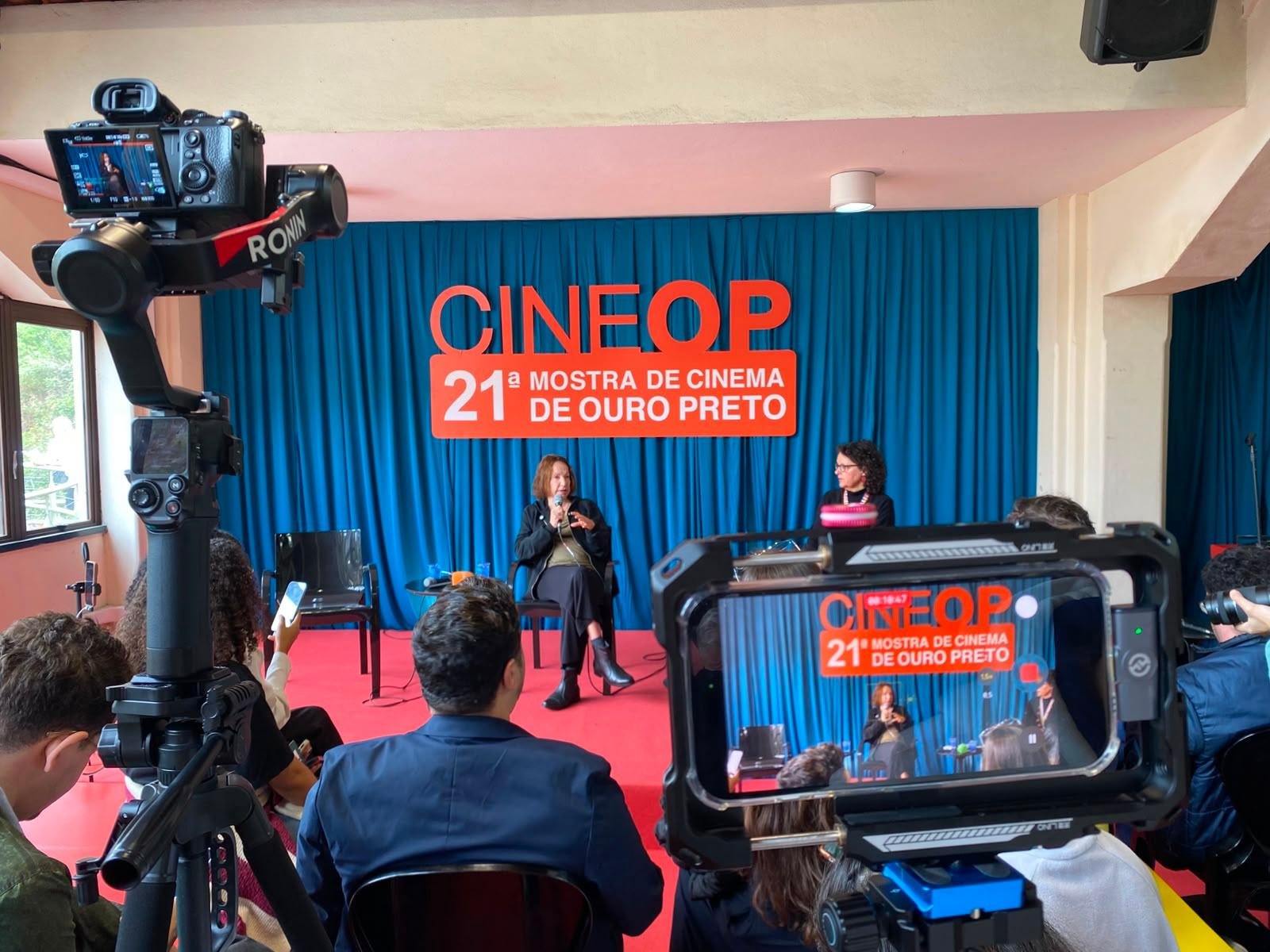 Helena Solberg encontra imprensa na mostra CineOP