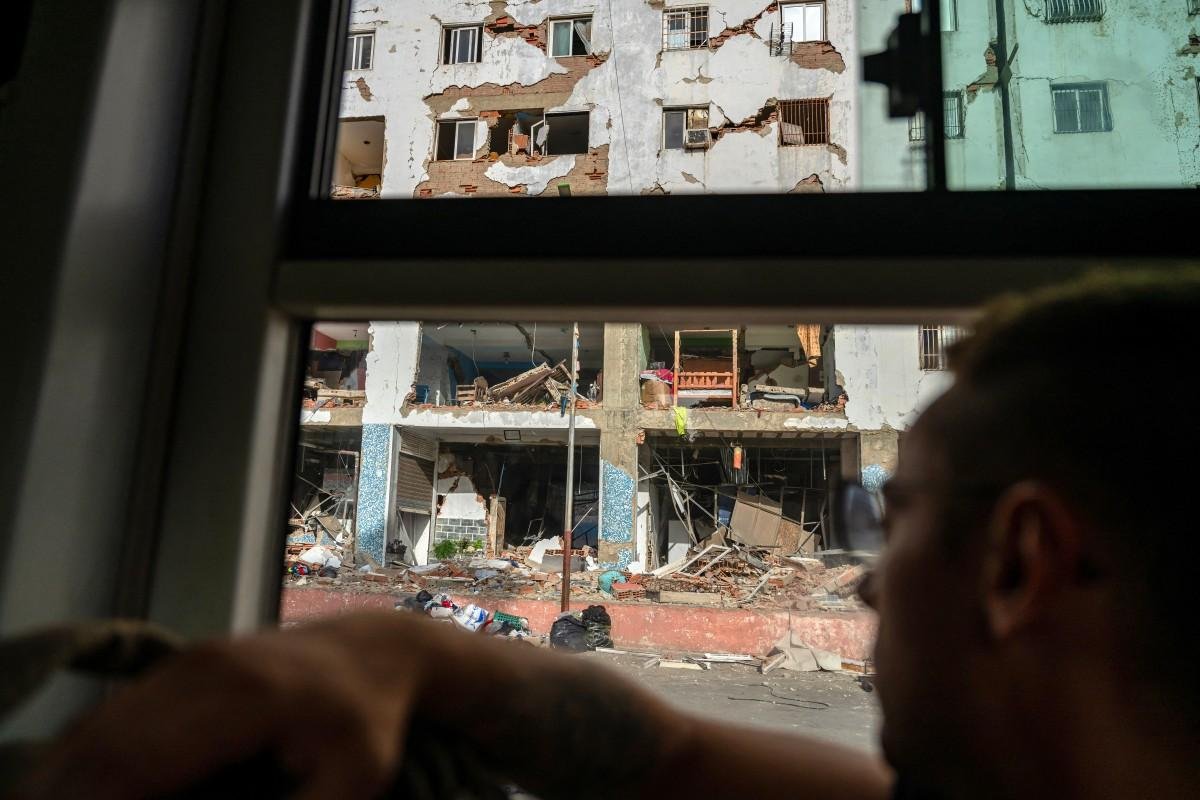 Terremotos deixaram um cen&aacute;rio de devasta&ccedil;&atilde;o no pa&iacute;s