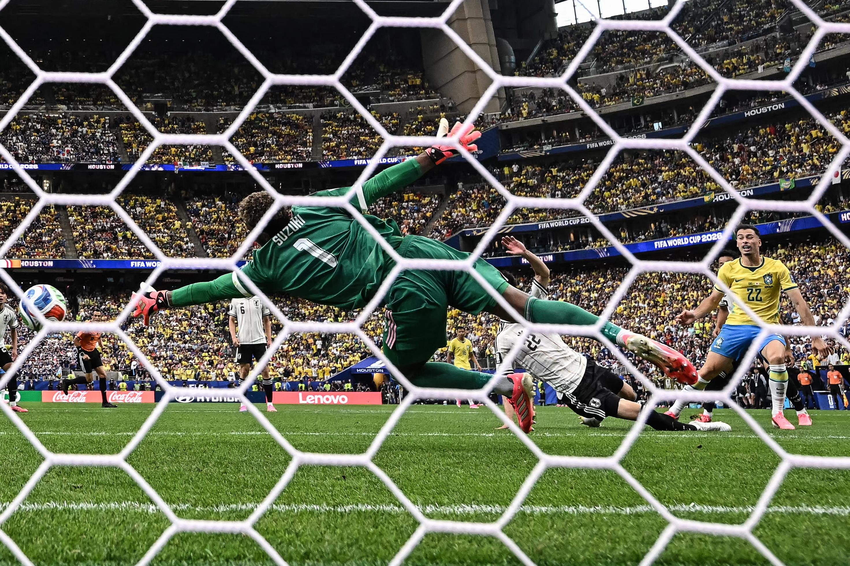 Martinelli marcou o segundo gol do Brasil contra o Jap&atilde;o