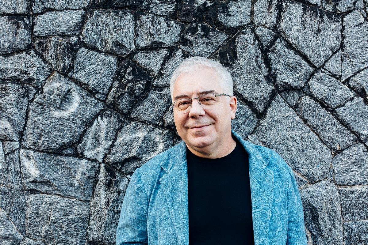 A Orquestra Jovem do RS recebe Nei Lisboa em concerto nesta quarta-feira, 1&ordm; de julho, 19h, no Audit&oacute;rio Osvaldo Stefanello do Pal&aacute;cio da Justi&ccedil;a