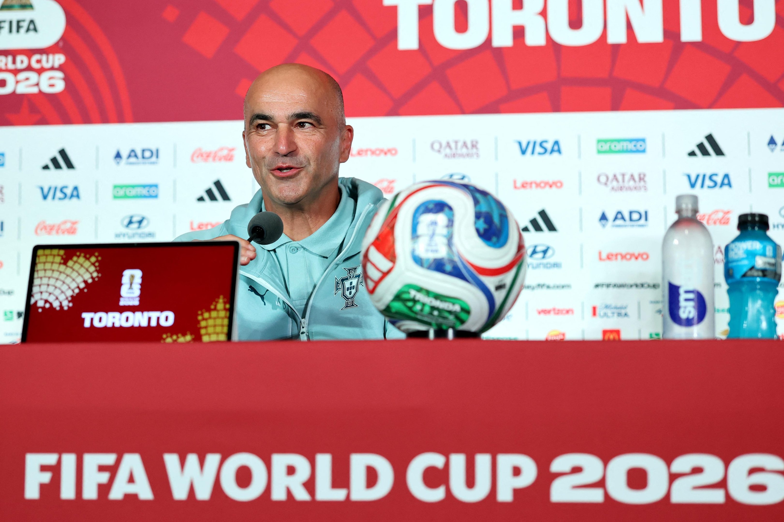 Mart&iacute;nez considerou que a sele&ccedil;&atilde;o lusa tem um elenco faminto e preparado para se classificar para as oitavas de final.