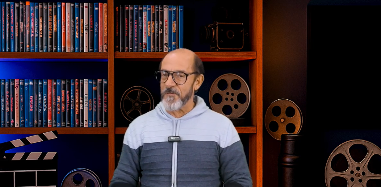 Cr&iacute;tico de cinema Marcos Santuario