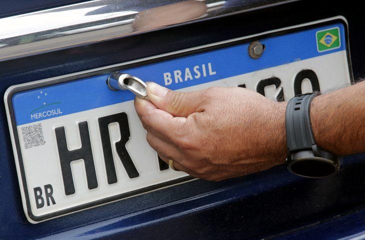 Emplacamento de autom&oacute;veis e comerciais leves apresentou crescimento de 20,11%
