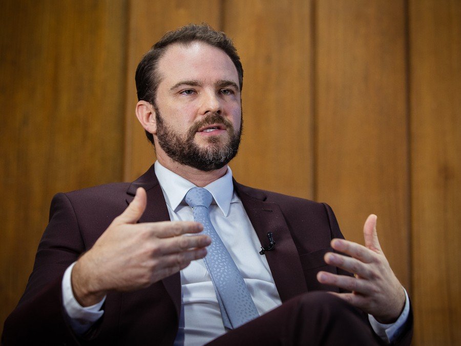 Ministro prevê renegociação de R$ 90 bi em 3ª fase do Desenrola Ministro prevê renegociação de R$ 90 bi em 3ª fase do Desenrola