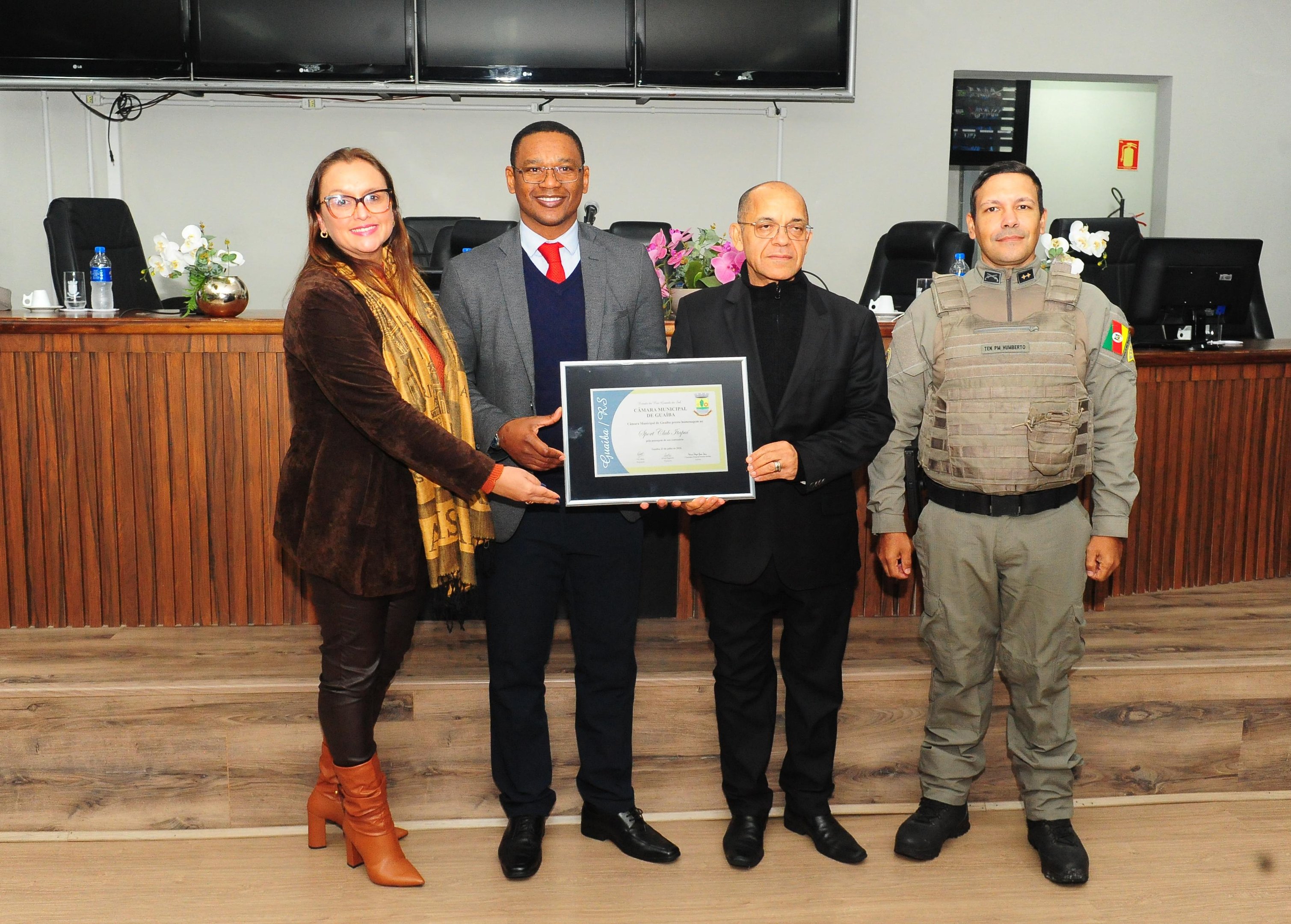 Solenidade contou com a participa&ccedil;&atilde;o da prefeita do munic&iacute;pio e do representante do 31BPM