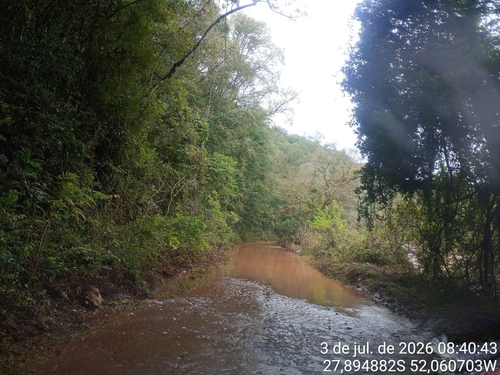 Em torno de 10 estradas vicinais ficaram alagadas e parcialmente destru&iacute;das com a chuva, em Floriano Peixoto