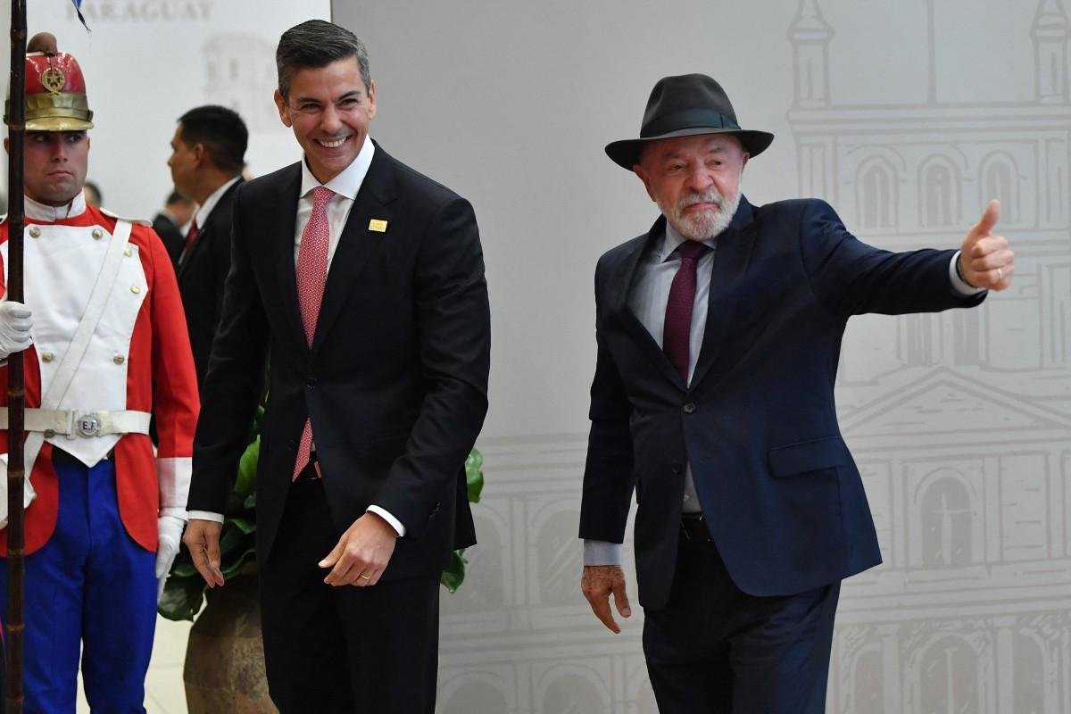 Lula diz que vai continuar a fazer visitas aos Estados apesar de in&iacute;cio do defeso eleitoral
