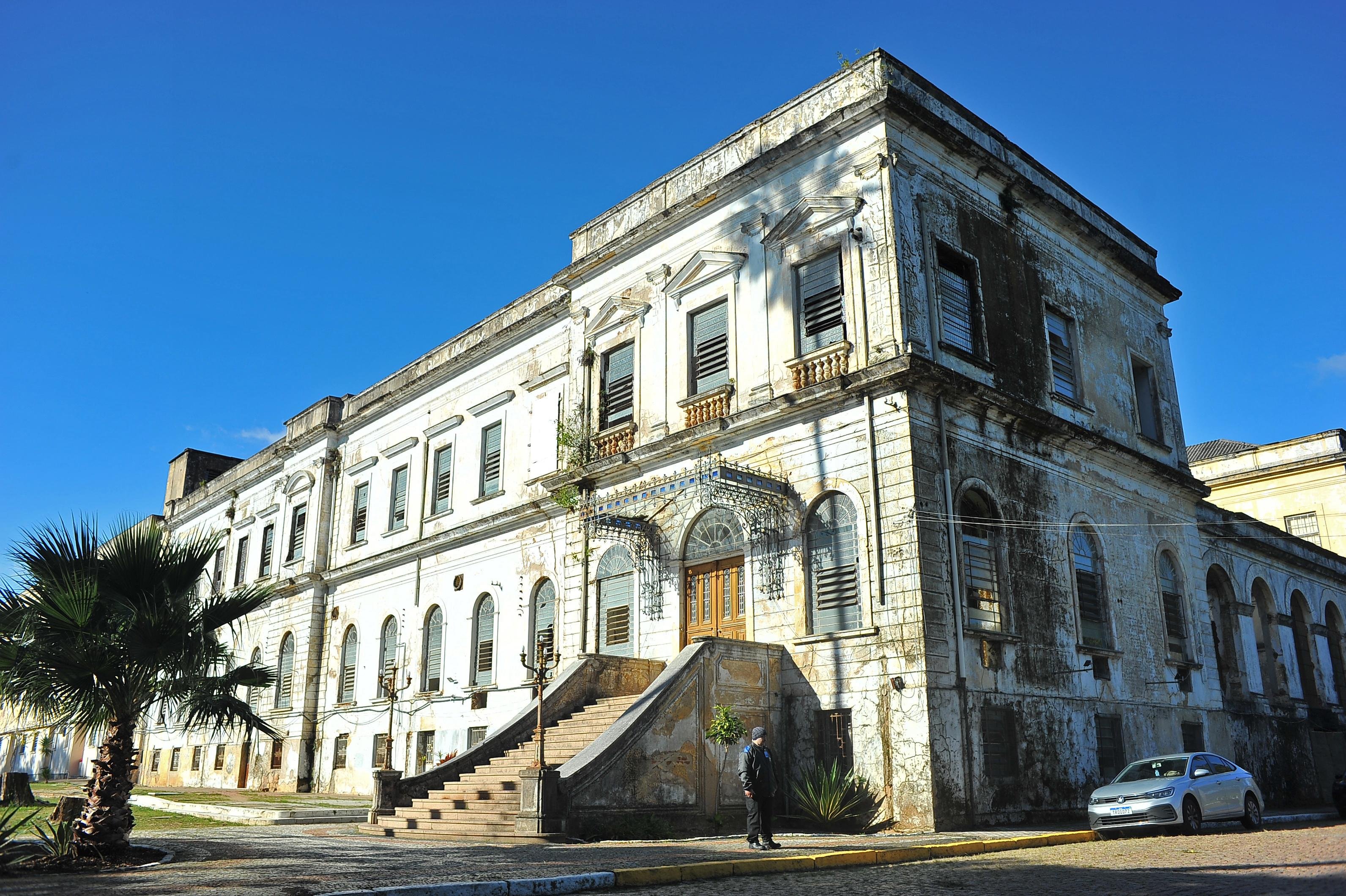 Assinatura da ordem de in&iacute;cio das obras do Hospital Psiqui&aacute;trico S&atilde;o Pedro.