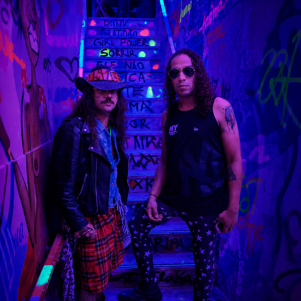 Duo vai apresentar m&uacute;sicas do novo &aacute;lbum, cl&aacute;ssicos e vers&otilde;es pesadas