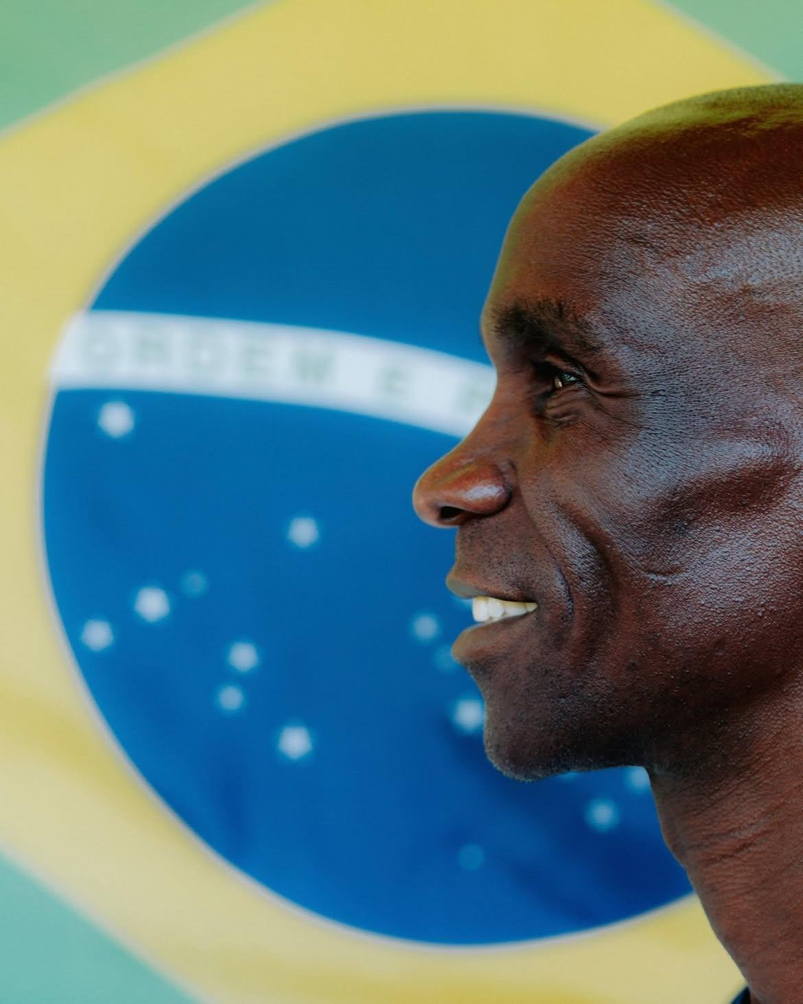Eliud Kipchoge &eacute; bicampe&atilde;o ol&iacute;mpico e o primeiro homem a correr uma maratona abaixo de duas horas