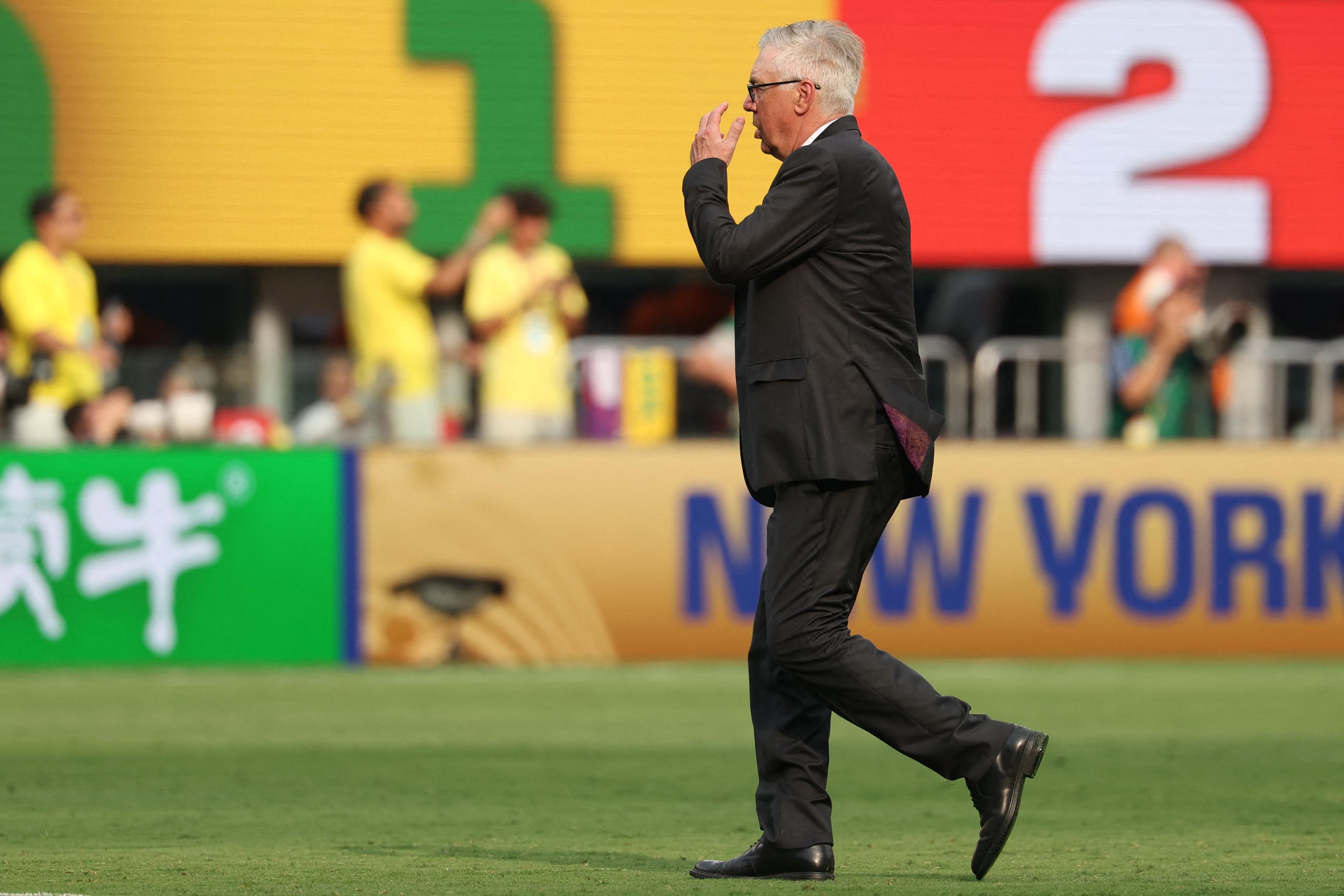 T&eacute;cnico da Sele&ccedil;&atilde;o Brasileira, Carlo Ancelotti, lamentou a derrota por 2 a 1 para a Noruega, mas pregou olhar para o futuro e rein&iacute;cio de ciclo para a Copa do Mundo 2030