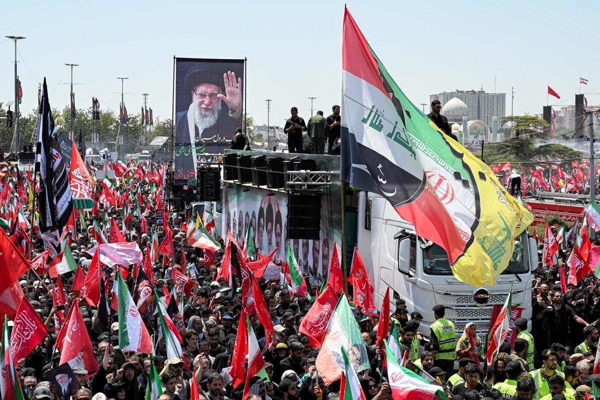 L&iacute;der Supremo  ser&aacute; enterrado na cidade sagrada de Mashhad (nordeste do Ir&atilde;), local de nascimento de Khamenei.