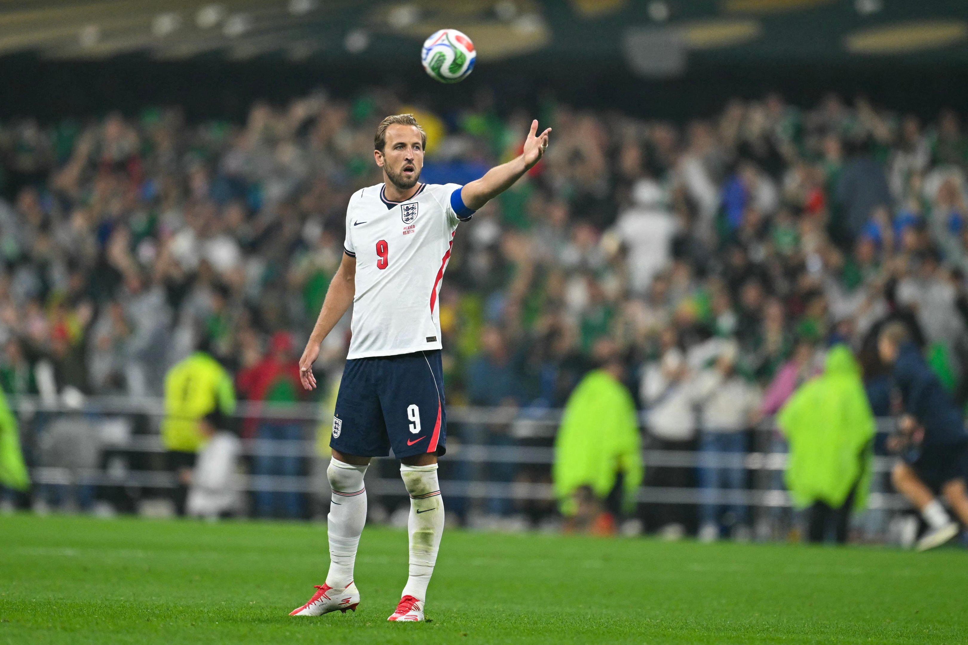 Kane disse que a experi&ecirc;ncia no Azteca e a forma como a Inglaterra conseguiu a vit&oacute;ria fizeram daquele jogo um dos melhores de sua carreira pela sele&ccedil;&atilde;o inglesa