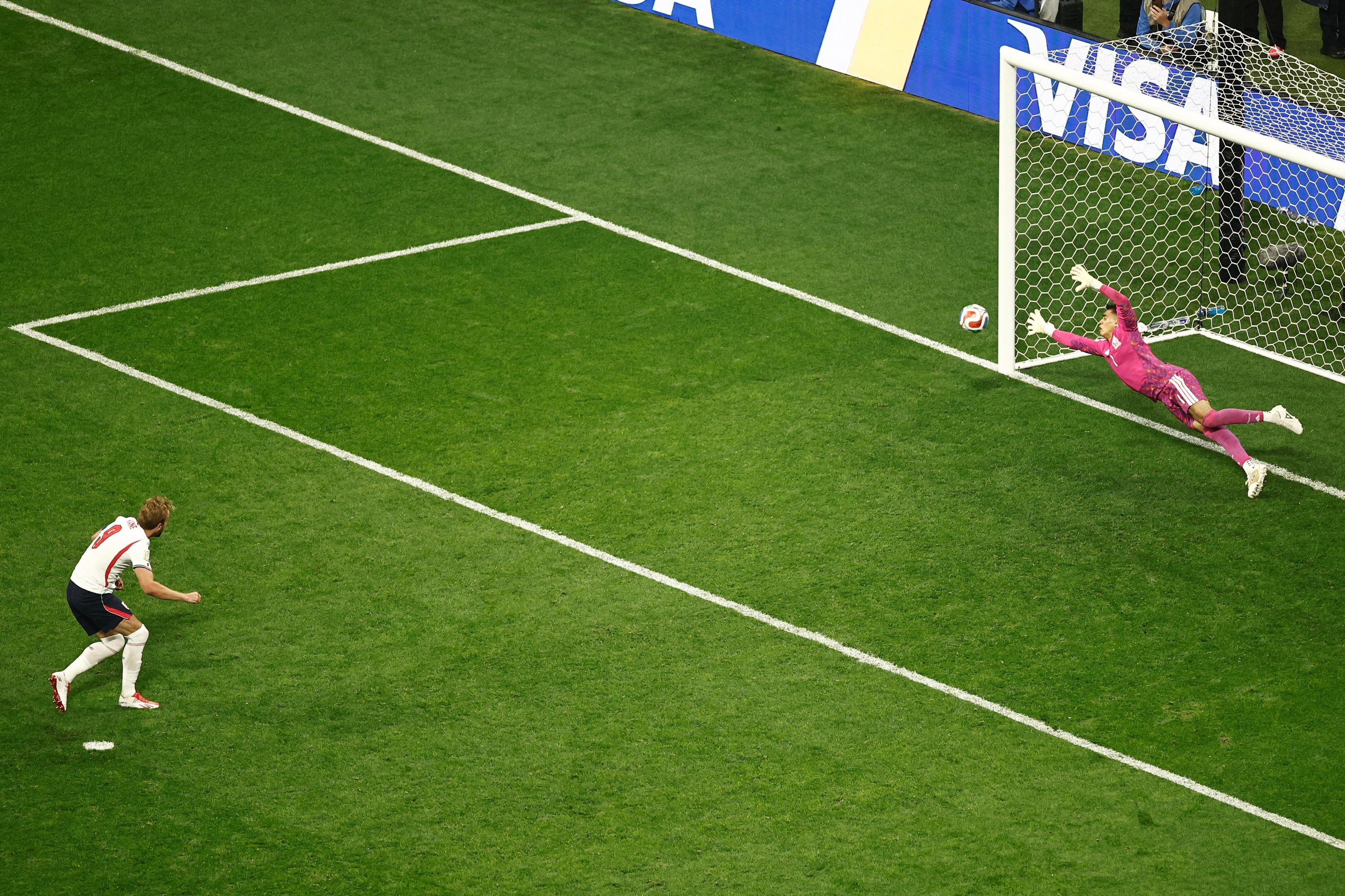 Kane marcou de p&ecirc;nalti contra o M&eacute;xico