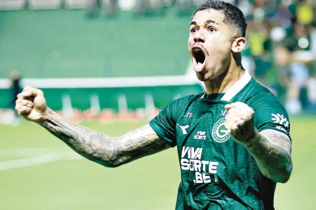 Diego Caito est&aacute; na mira do Tricolor