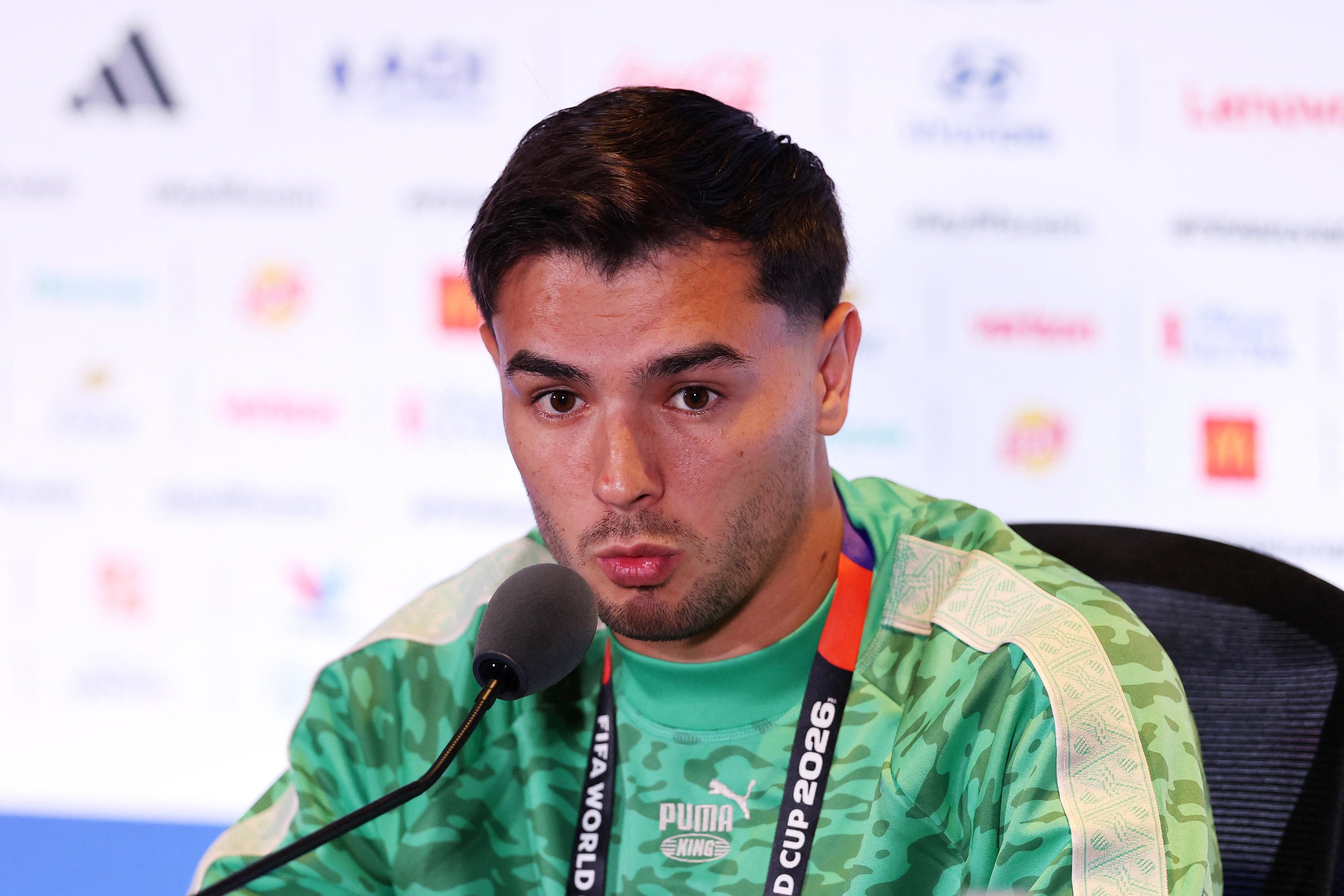Discuss&atilde;o atrapalhou coletiva de Brahim Diaz